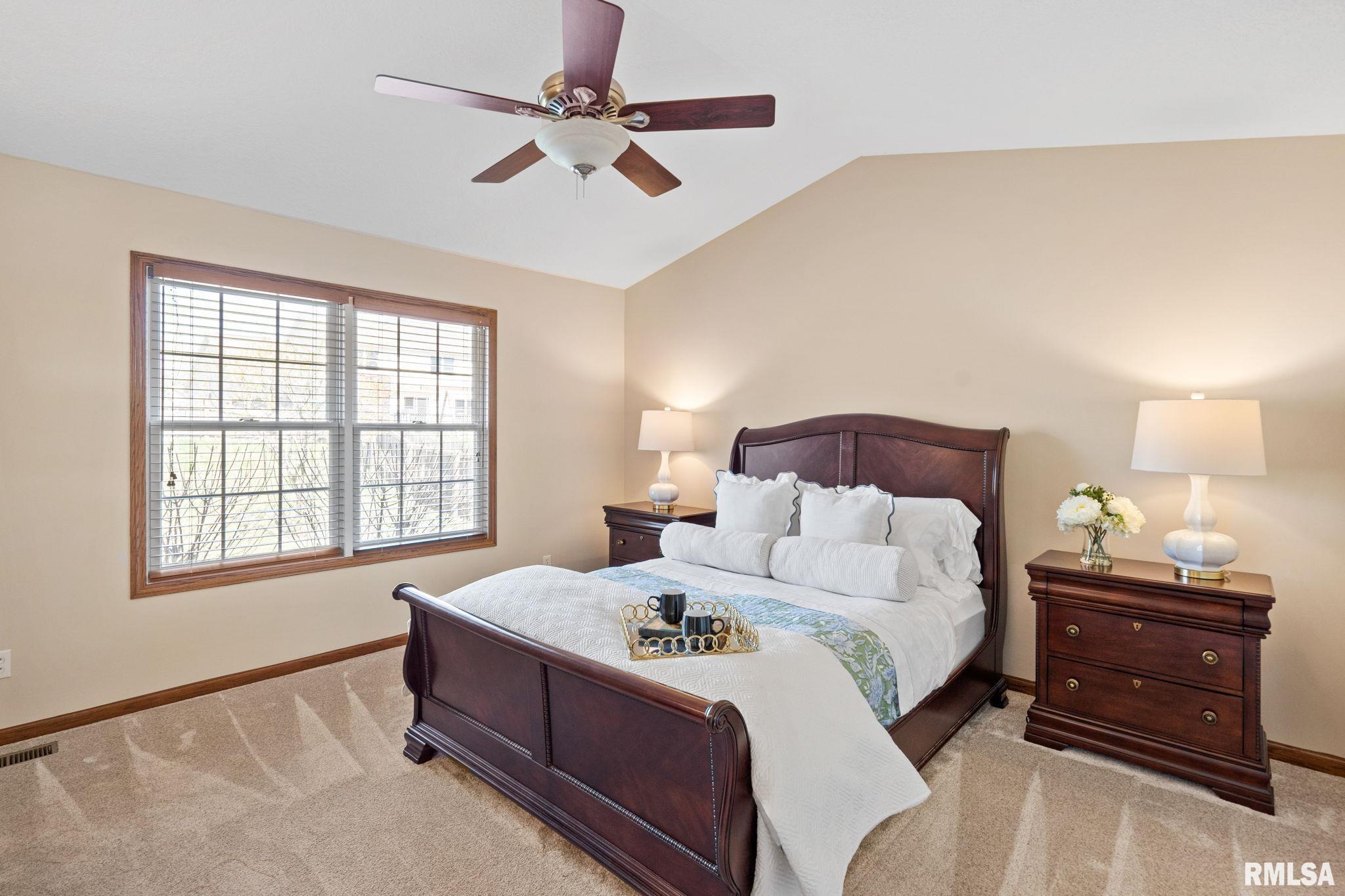 342 Heather Glen Drive, Eldridge, Iowa image 17