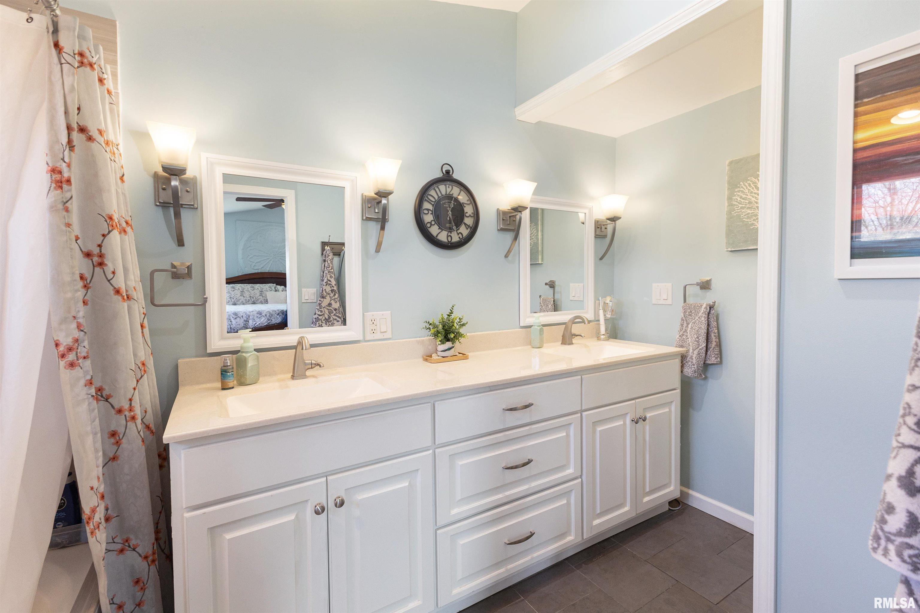 4004 S 46th Street, Quincy, Illinois image 12