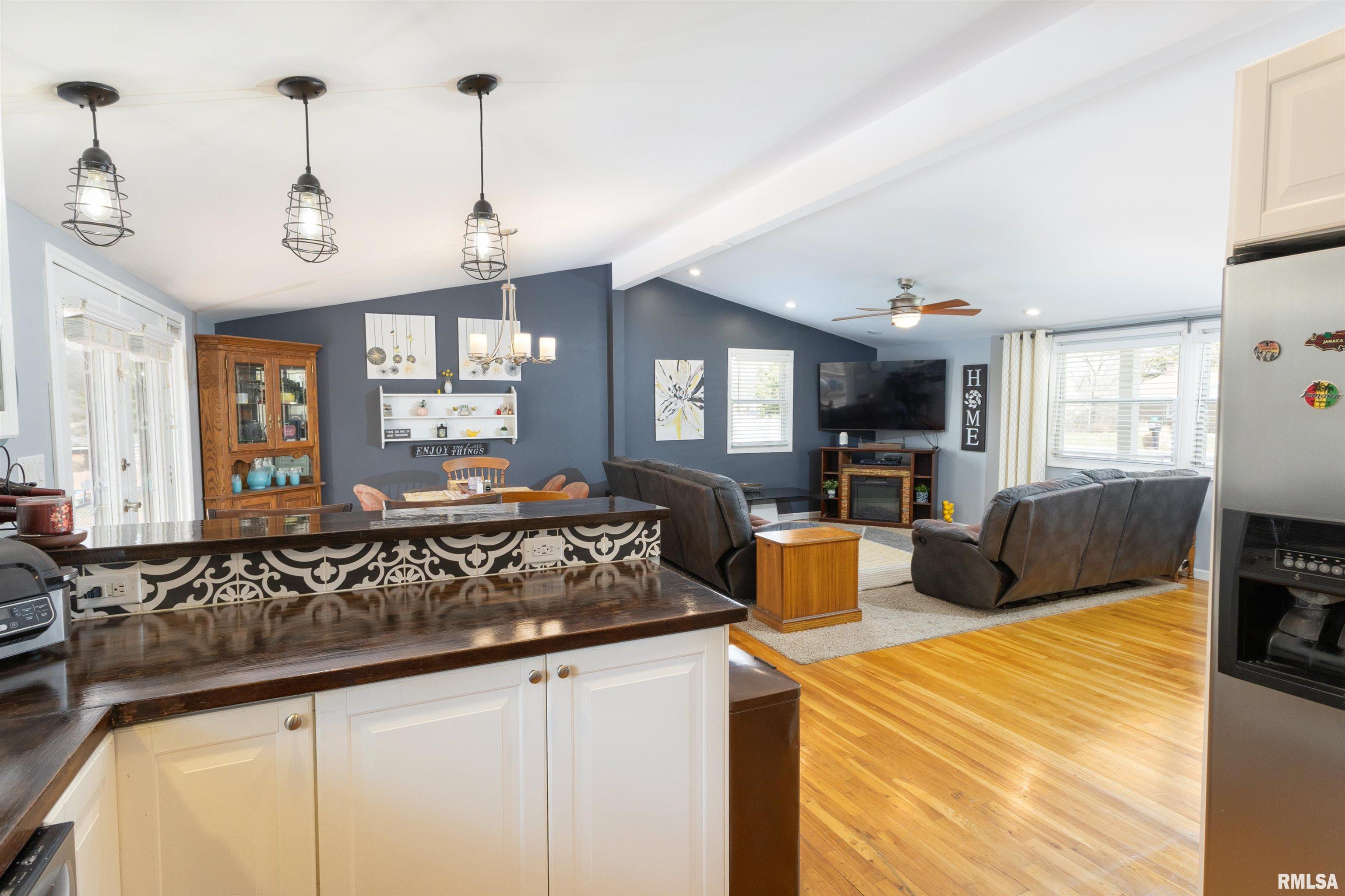 4004 S 46th Street, Quincy, Illinois image 3