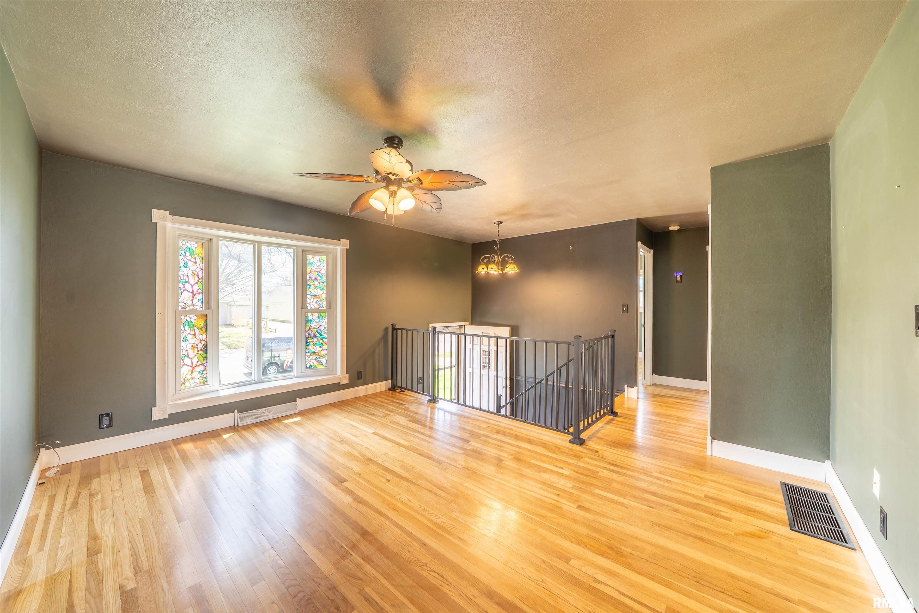 2268 Knollaire Drive, Washington, Illinois image 5