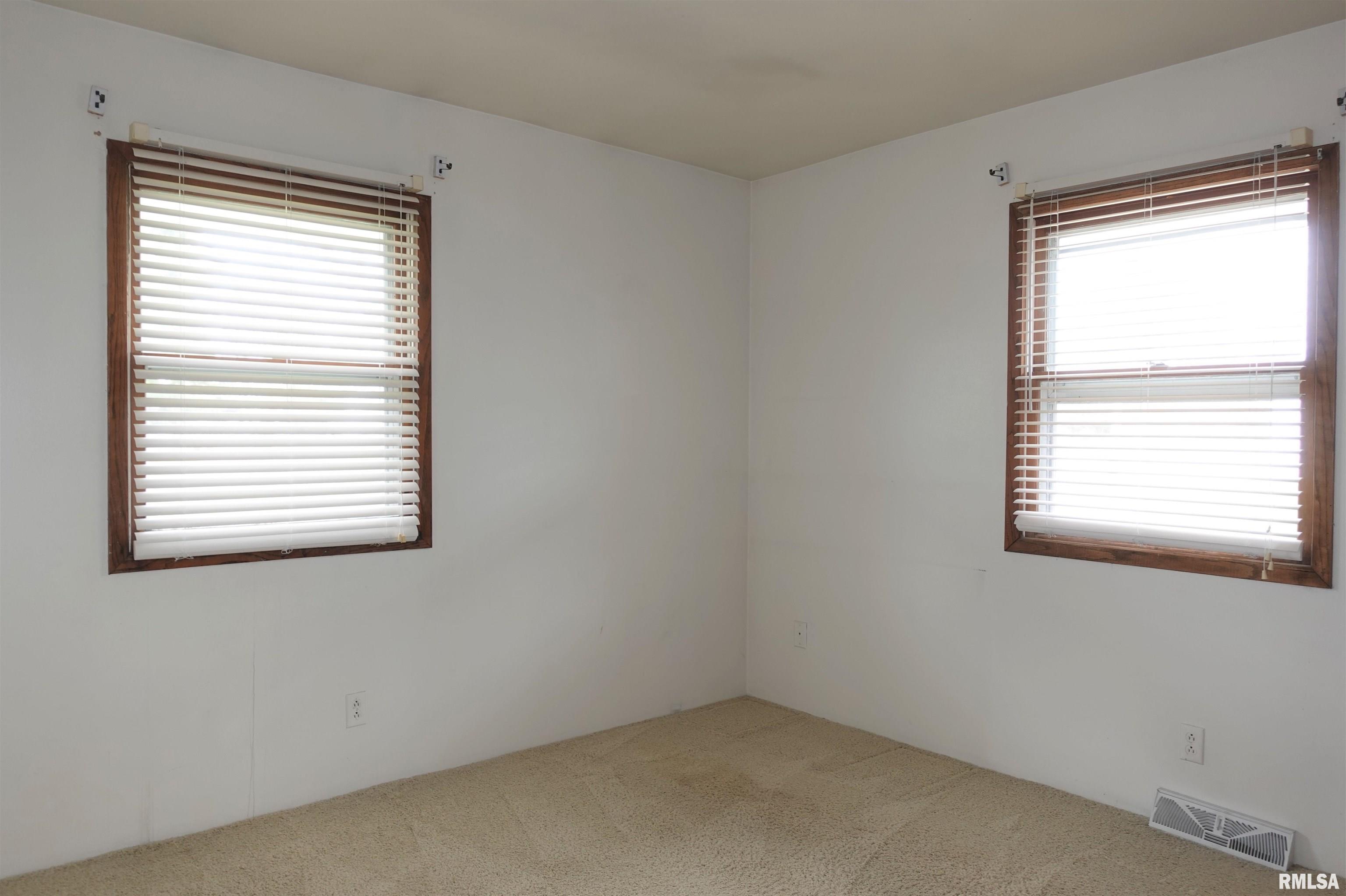 132 W Coal Street, Wataga, Illinois image 23