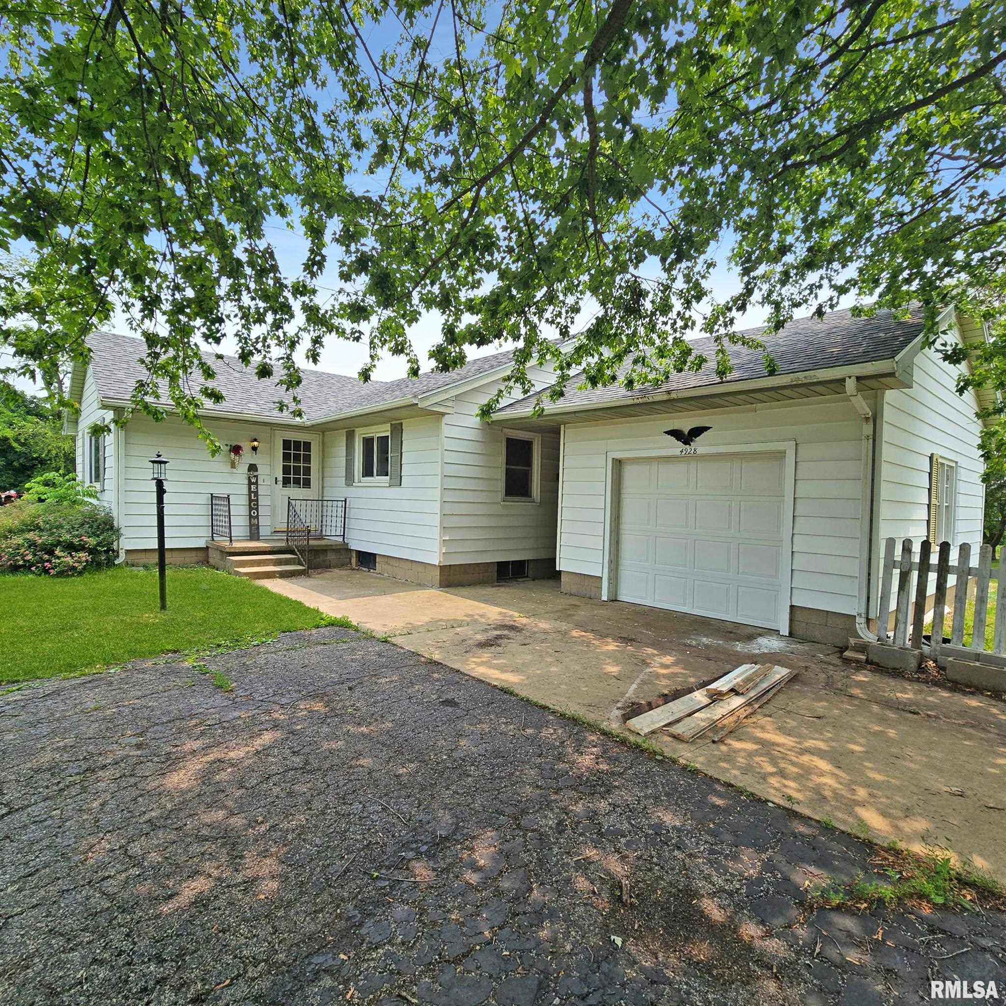 4928 W Farmington Road, Peoria, Illinois image 2