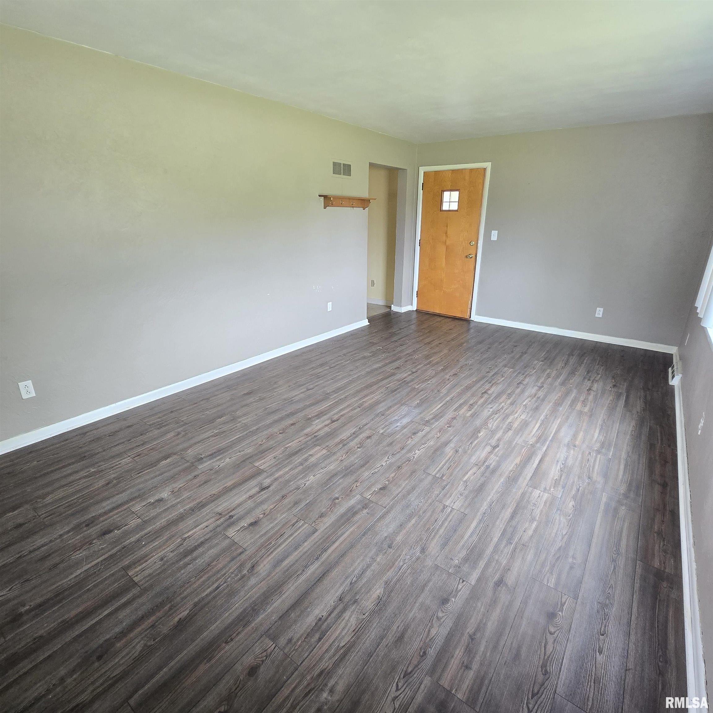 4928 W Farmington Road, Peoria, Illinois image 5