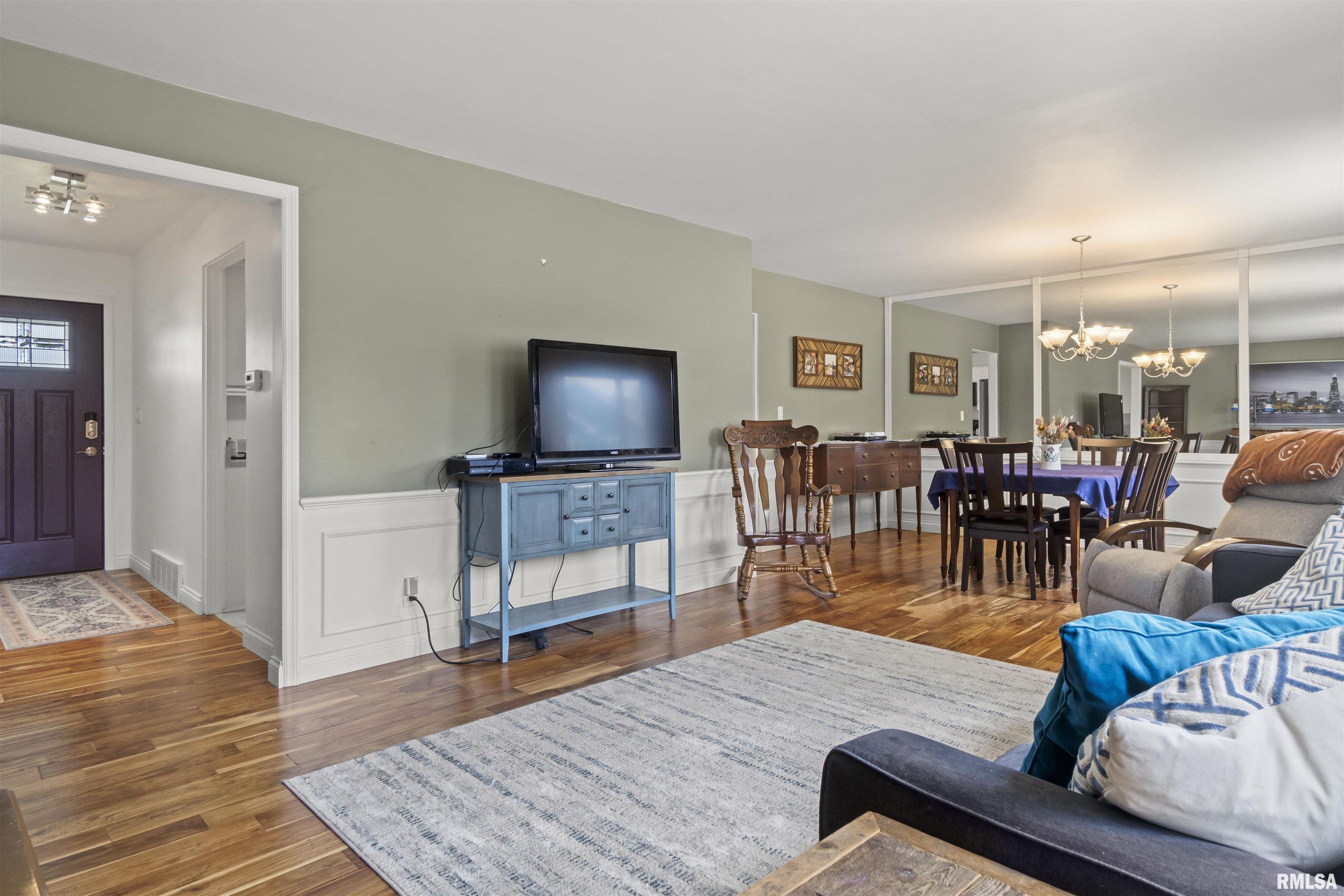 514 W Clybourn Court, Peoria, Illinois image 7