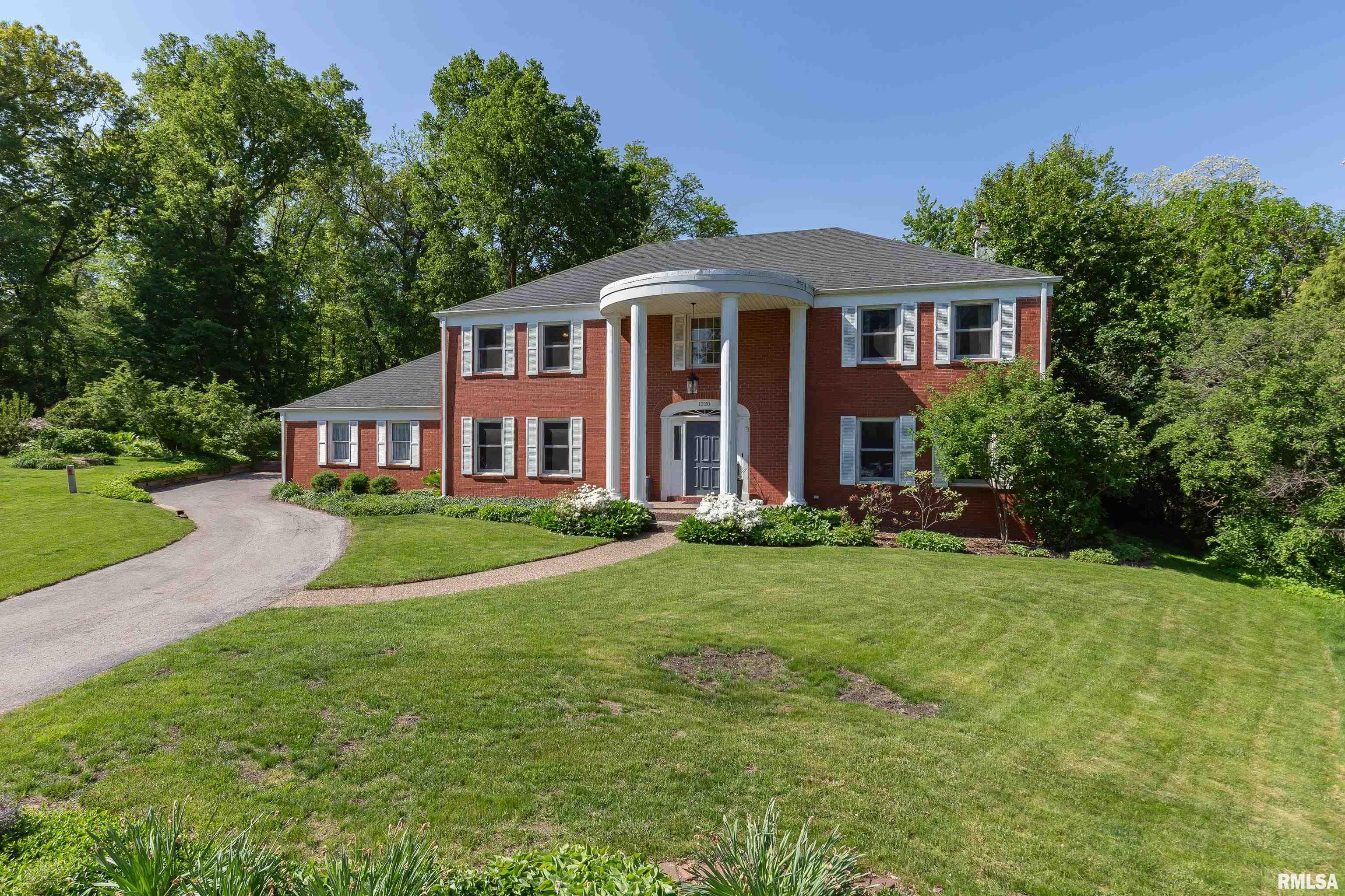 1220 38th Avenue Court, Rock Island, Illinois image 2