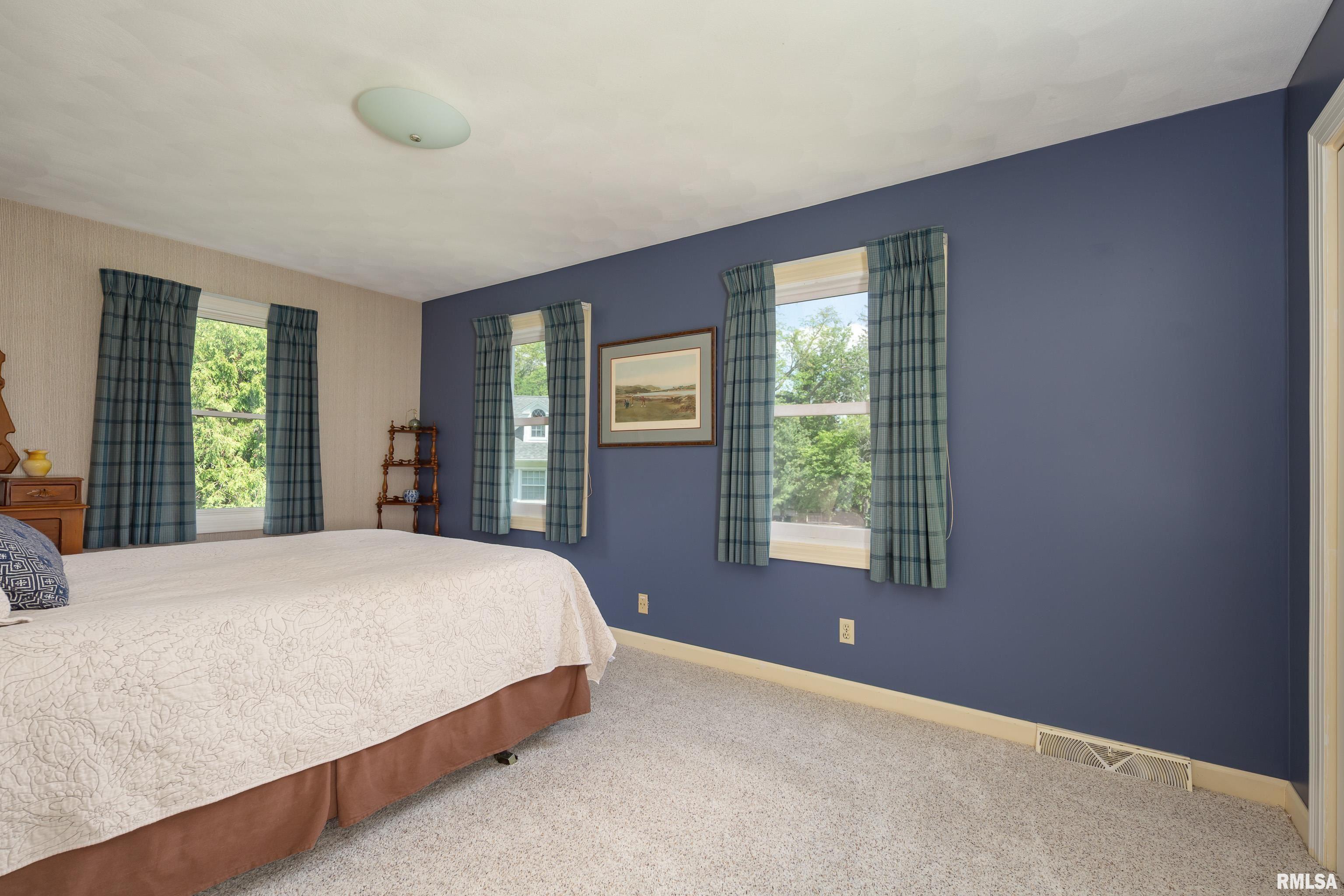 1220 38th Avenue Court, Rock Island, Illinois image 32