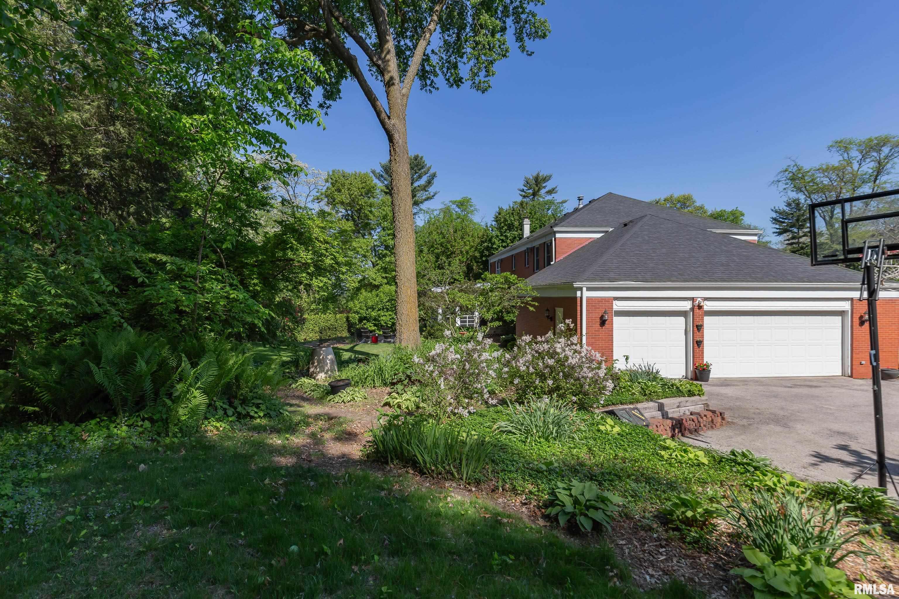 1220 38th Avenue Court, Rock Island, Illinois image 48