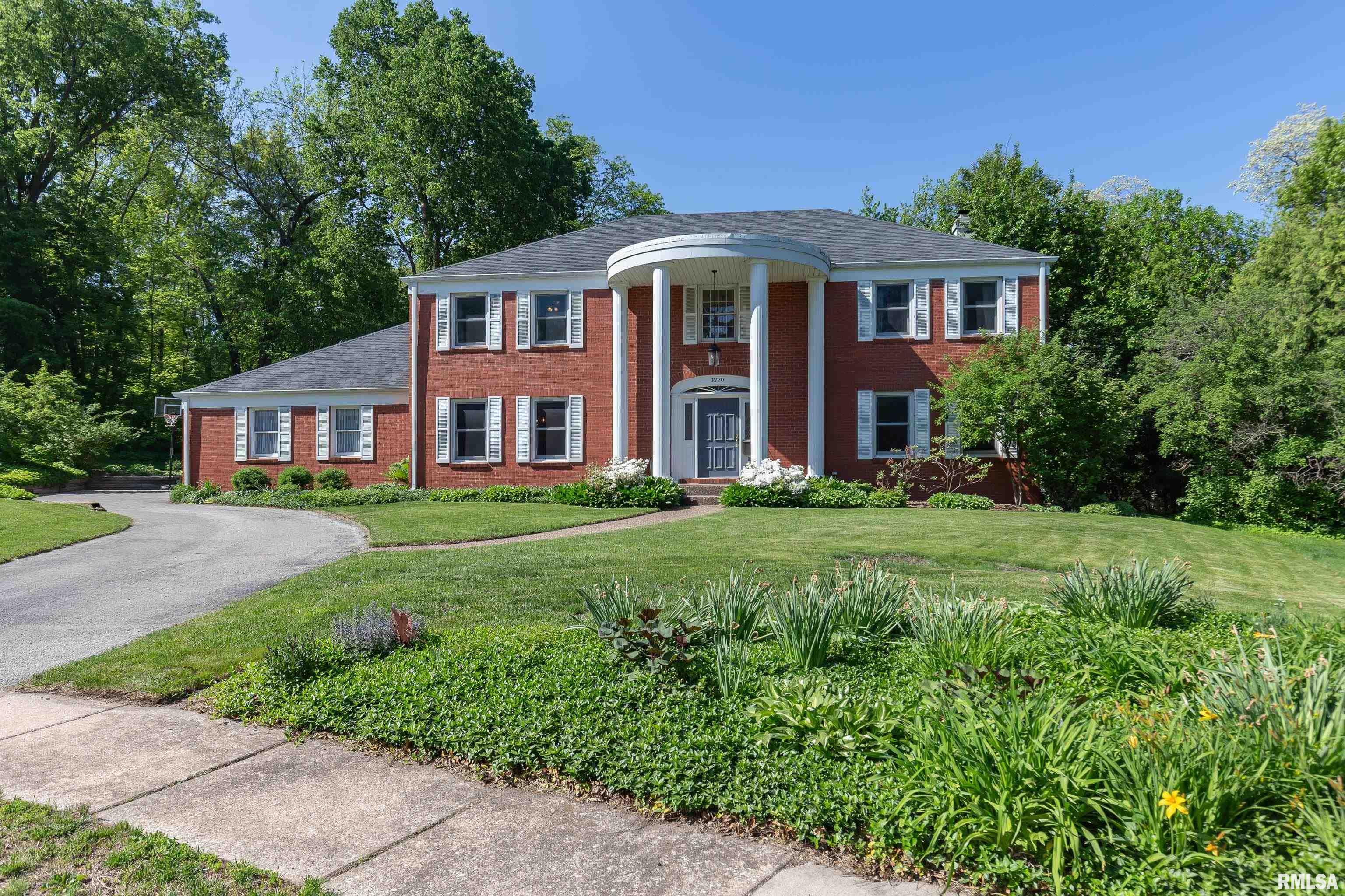 1220 38th Avenue Court, Rock Island, Illinois image 1