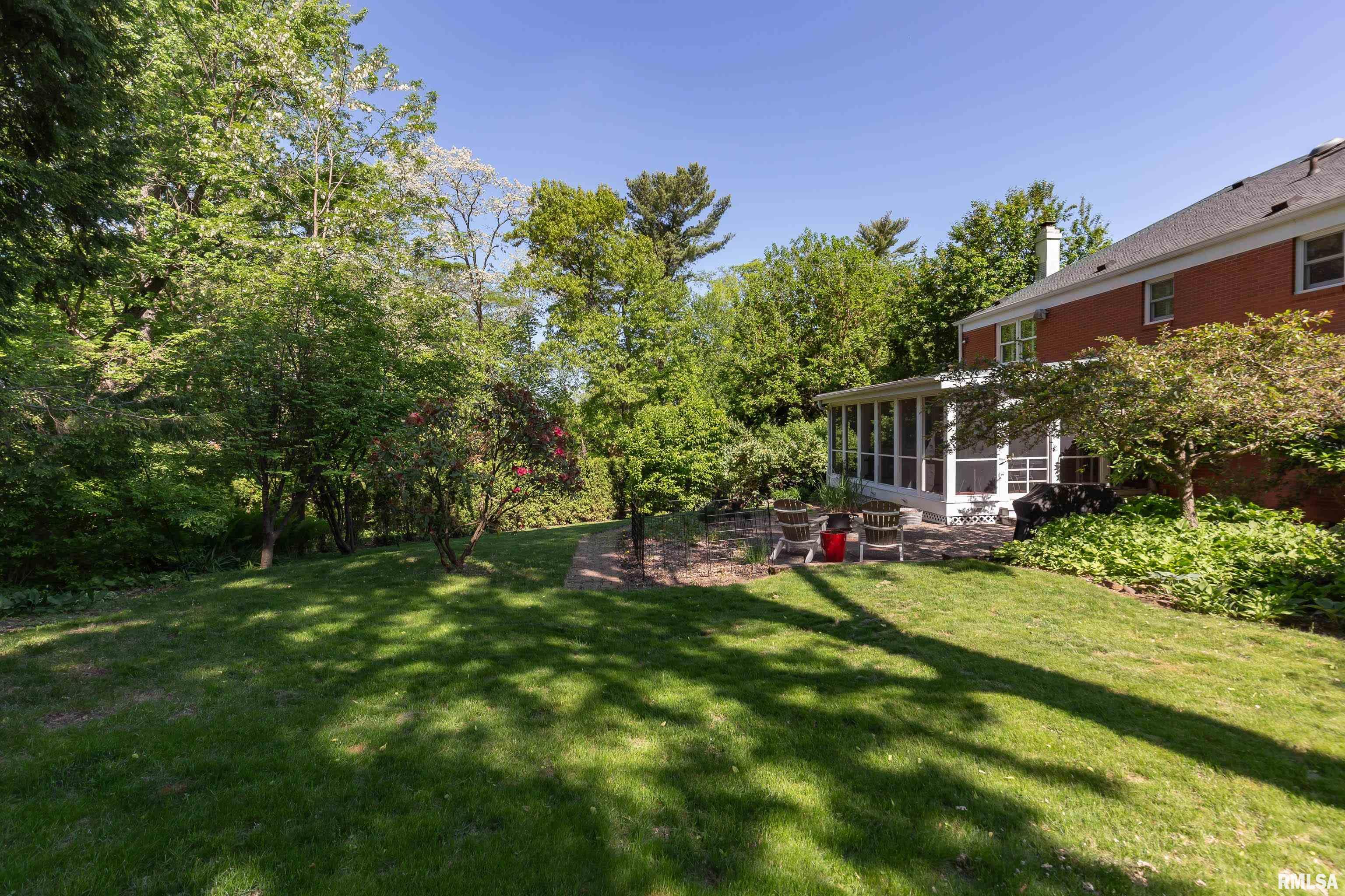 1220 38th Avenue Court, Rock Island, Illinois image 5