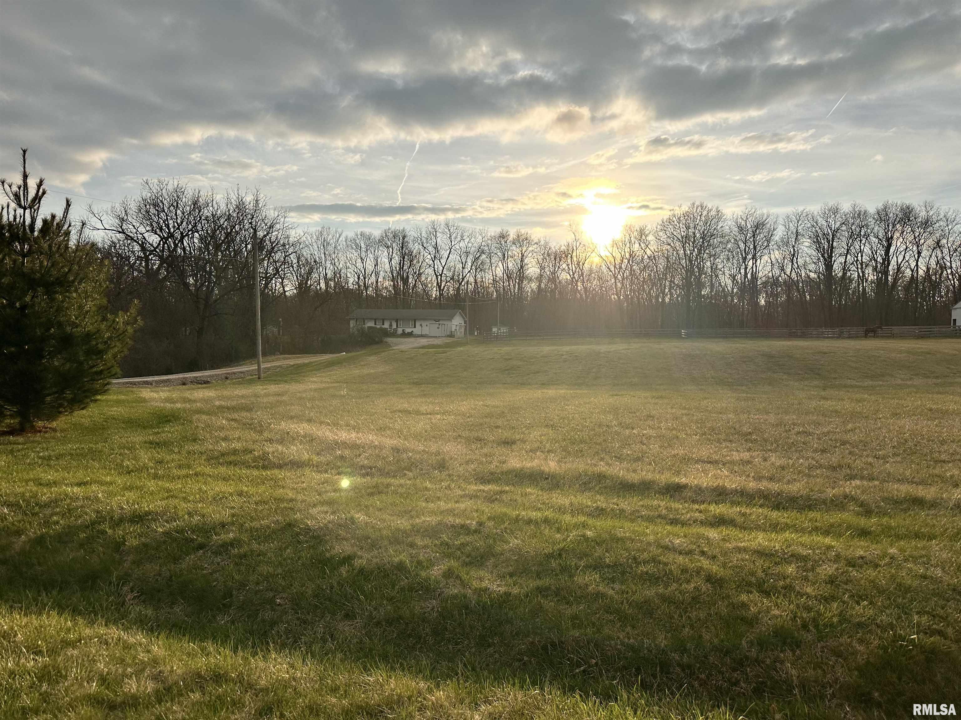 25501 N Wilson Road, Canton, Illinois image 2