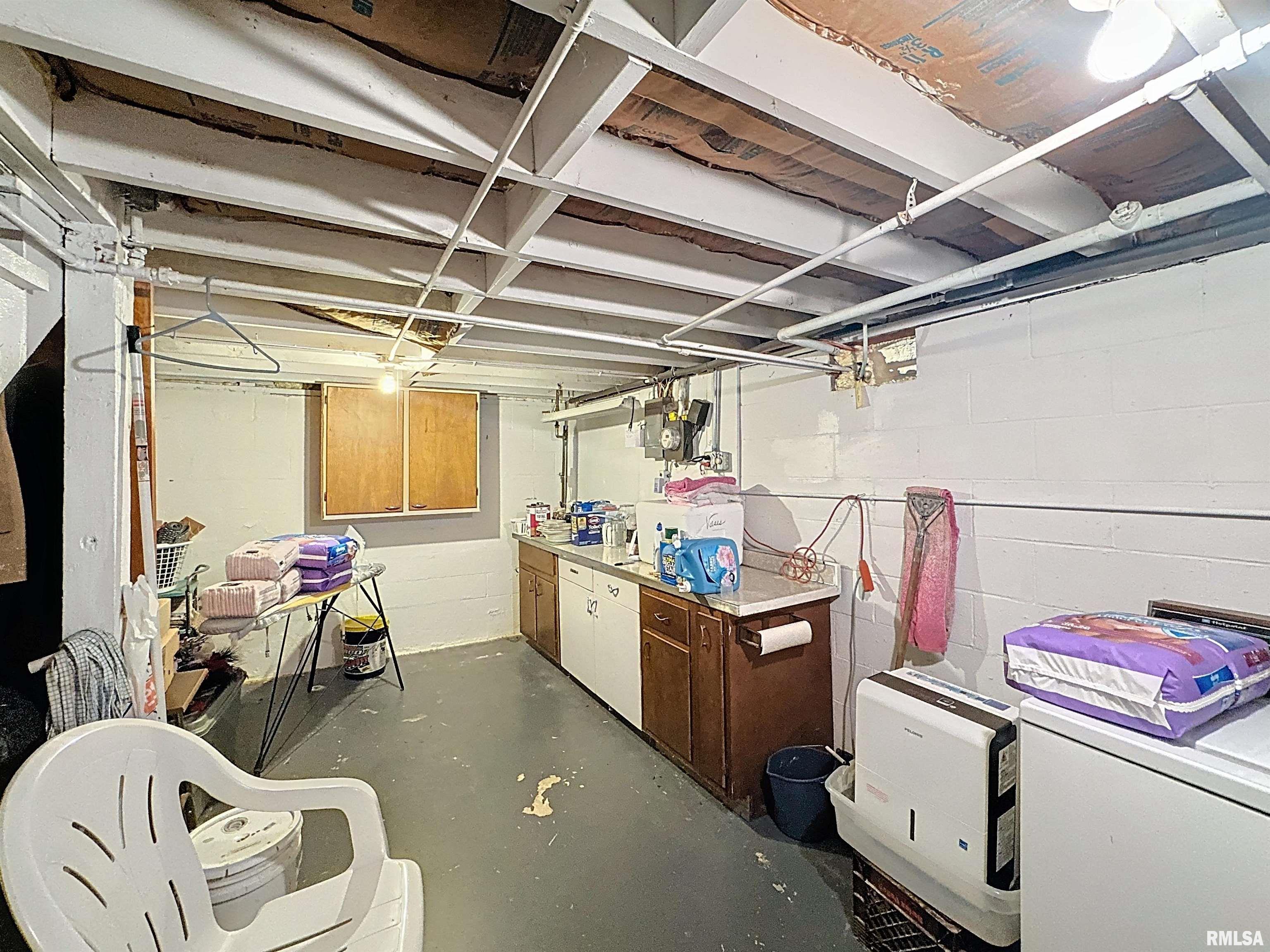 1207 W 53rd Street, Davenport, Iowa image 20