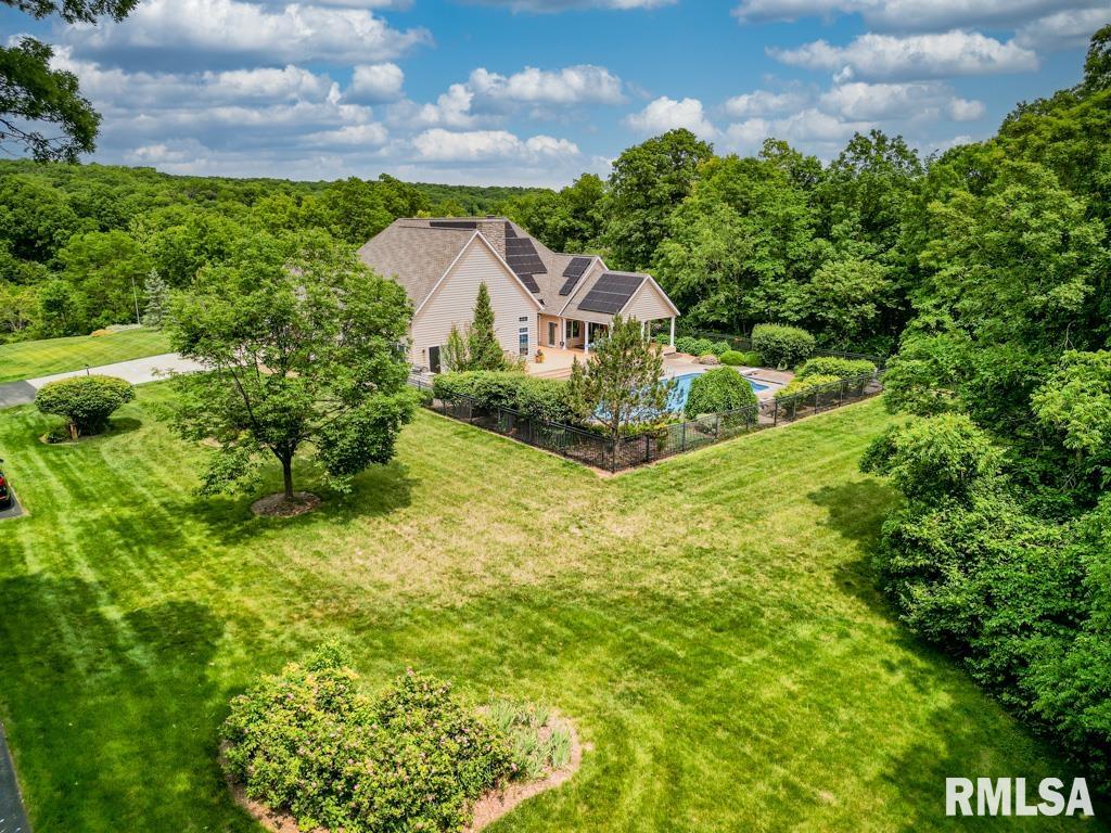 1112 W Cedar Hills Drive, Dunlap, Illinois image 7