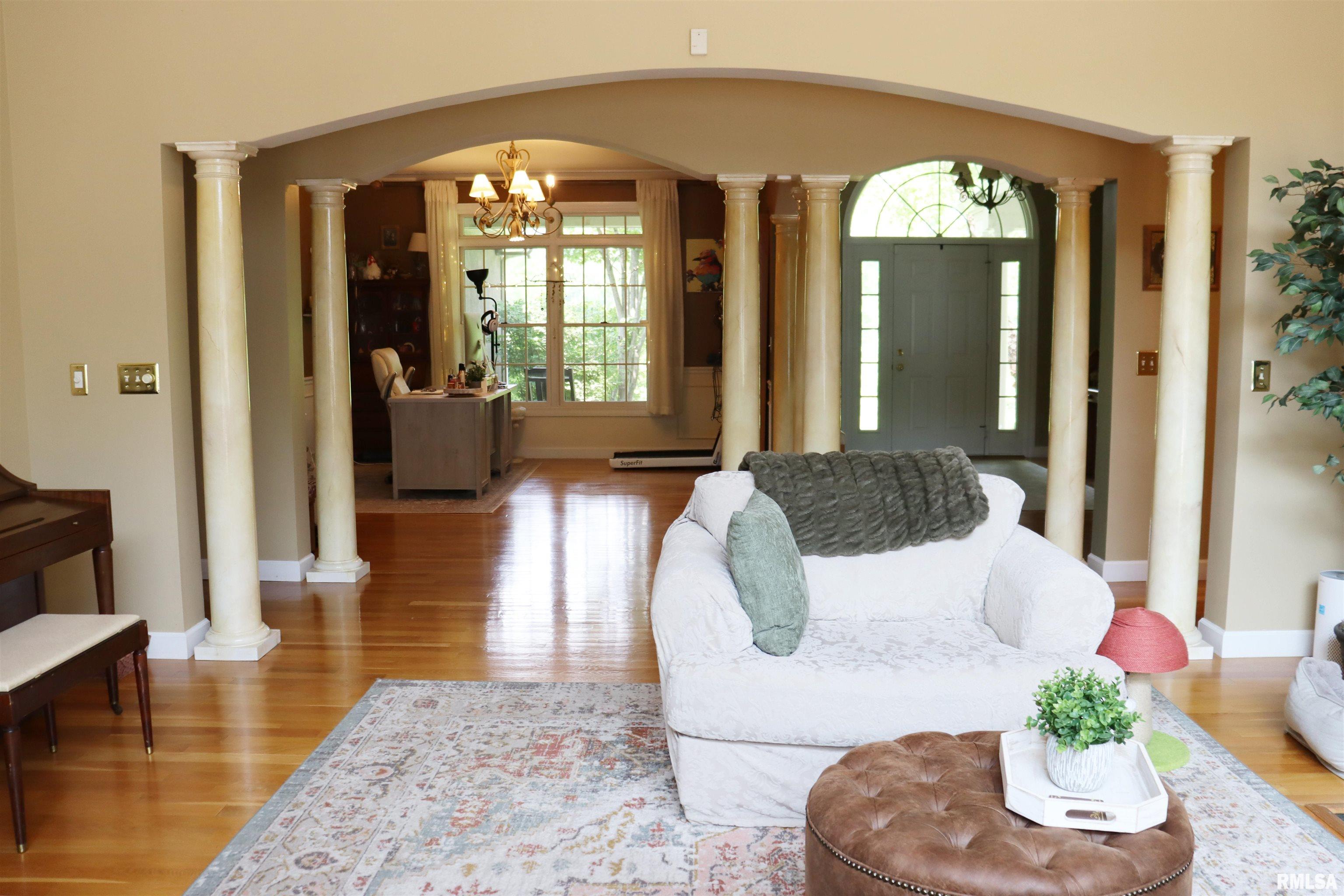 1112 W Cedar Hills Drive, Dunlap, Illinois image 36