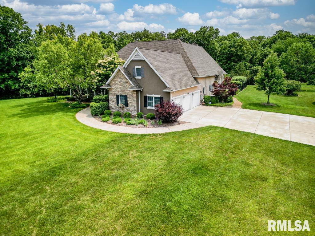 1112 W Cedar Hills Drive, Dunlap, Illinois image 2