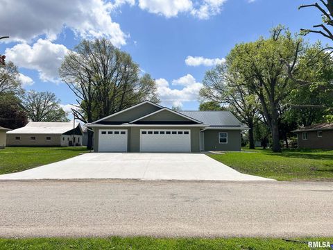 Photo of 706 W TOPEKA Street, Toluca, IL 61369 (MLS # PA1265222)