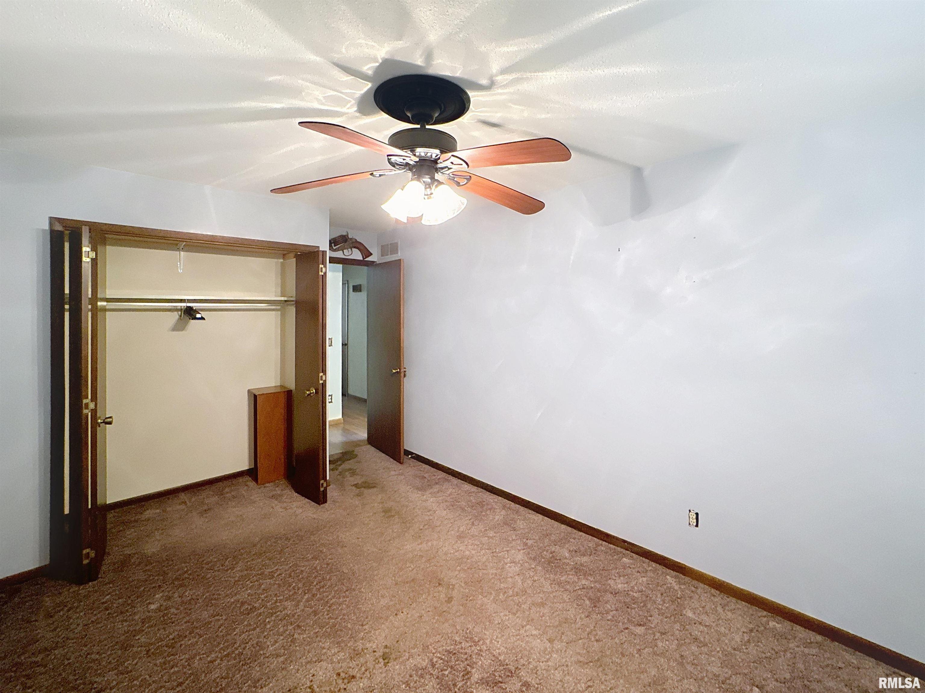 5303 34th Avenue, Moline, Illinois image 19
