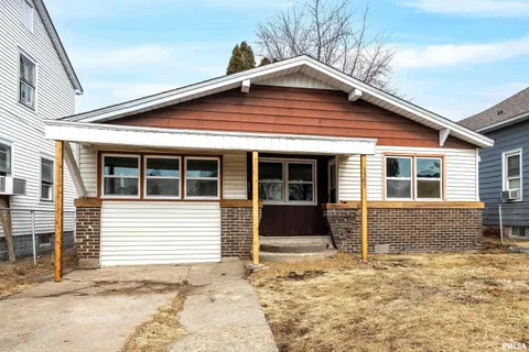 MLS: QC4260452