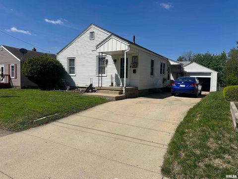 Photo of 270 THOMPSON Court, Canton, IL 61520 (MLS # PA1266095)