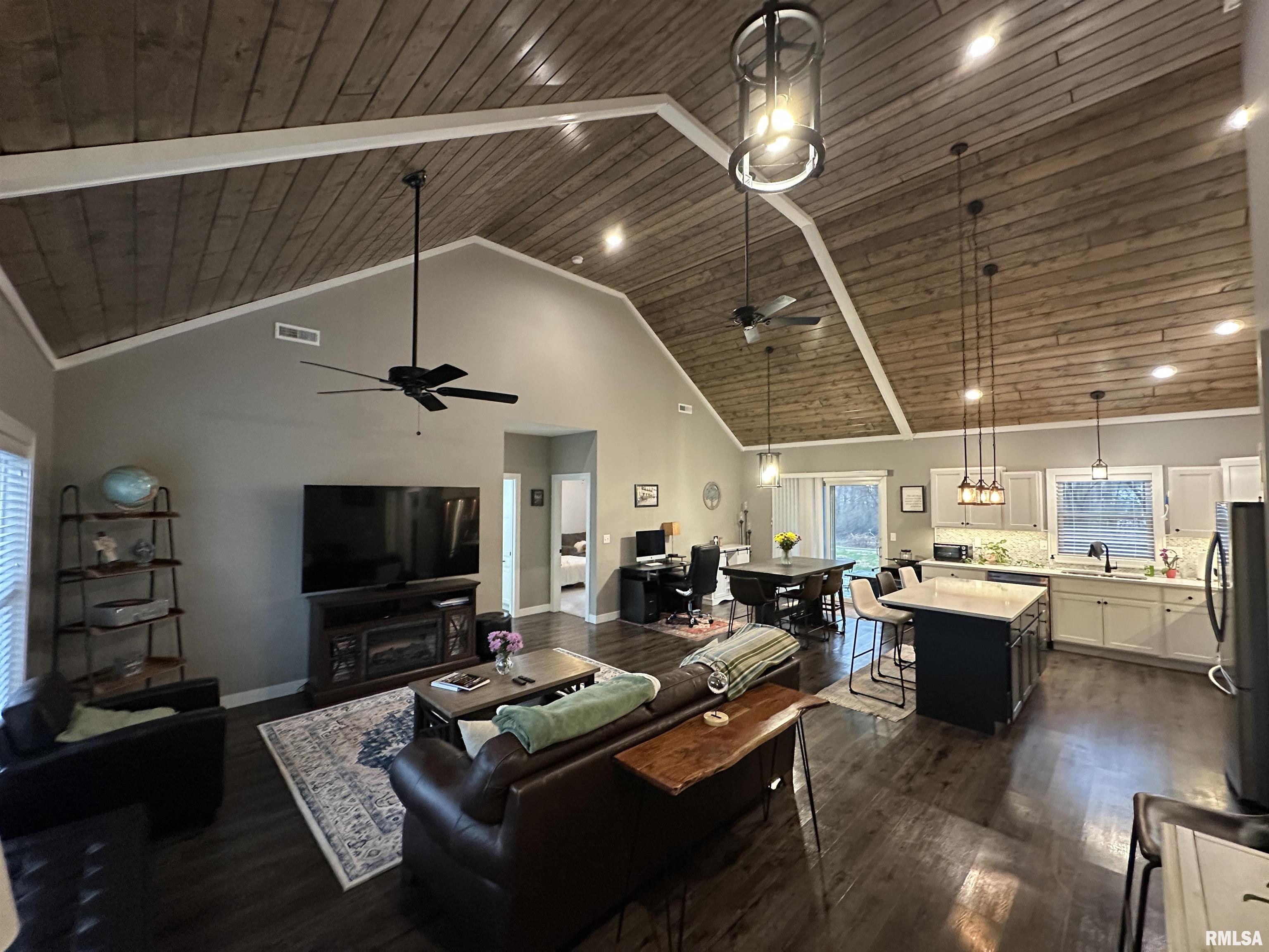 1020 Westwood Drive, Quincy, Illinois image 2