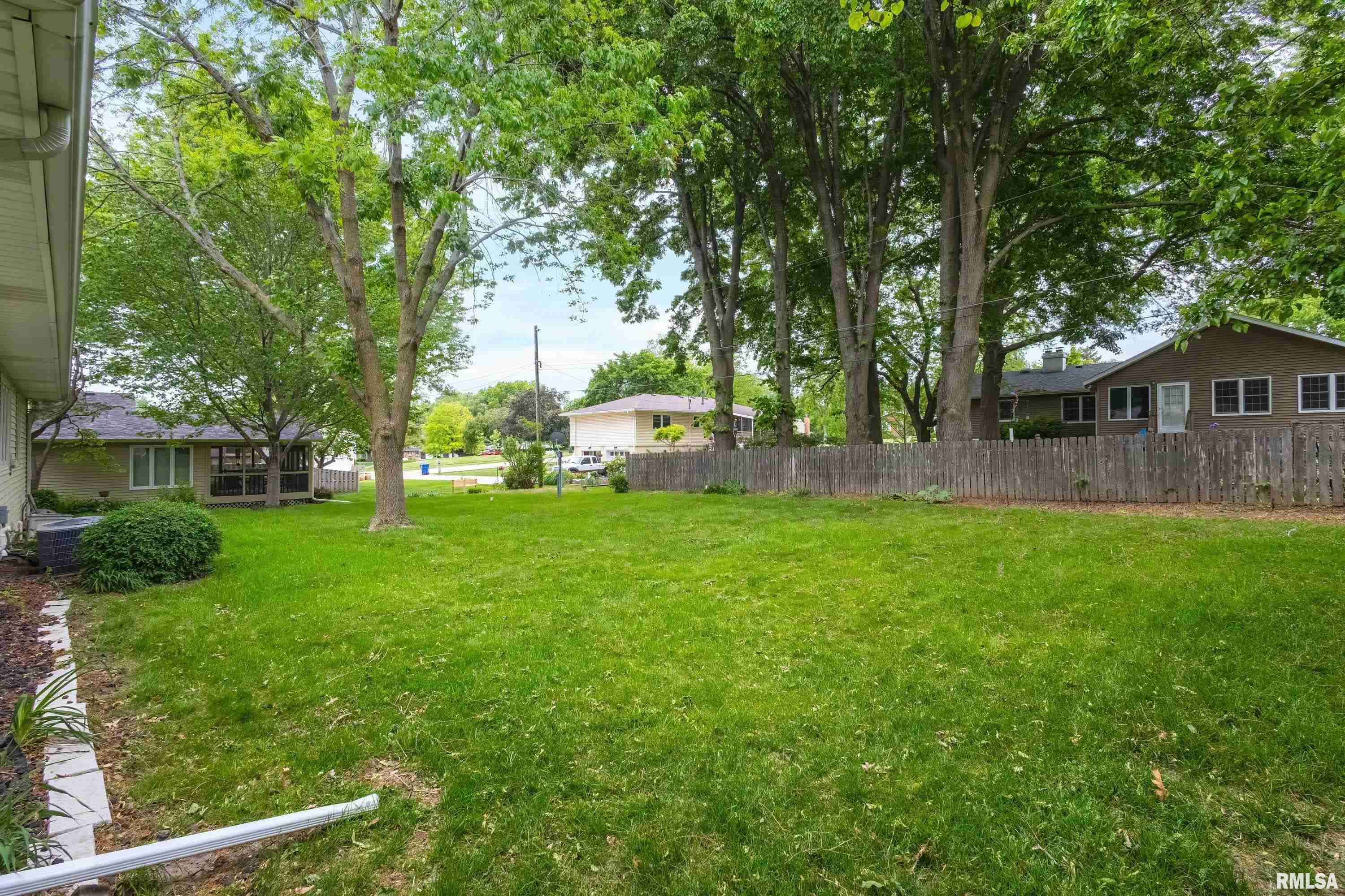 3816 Woodland Court, Davenport, Iowa image 34