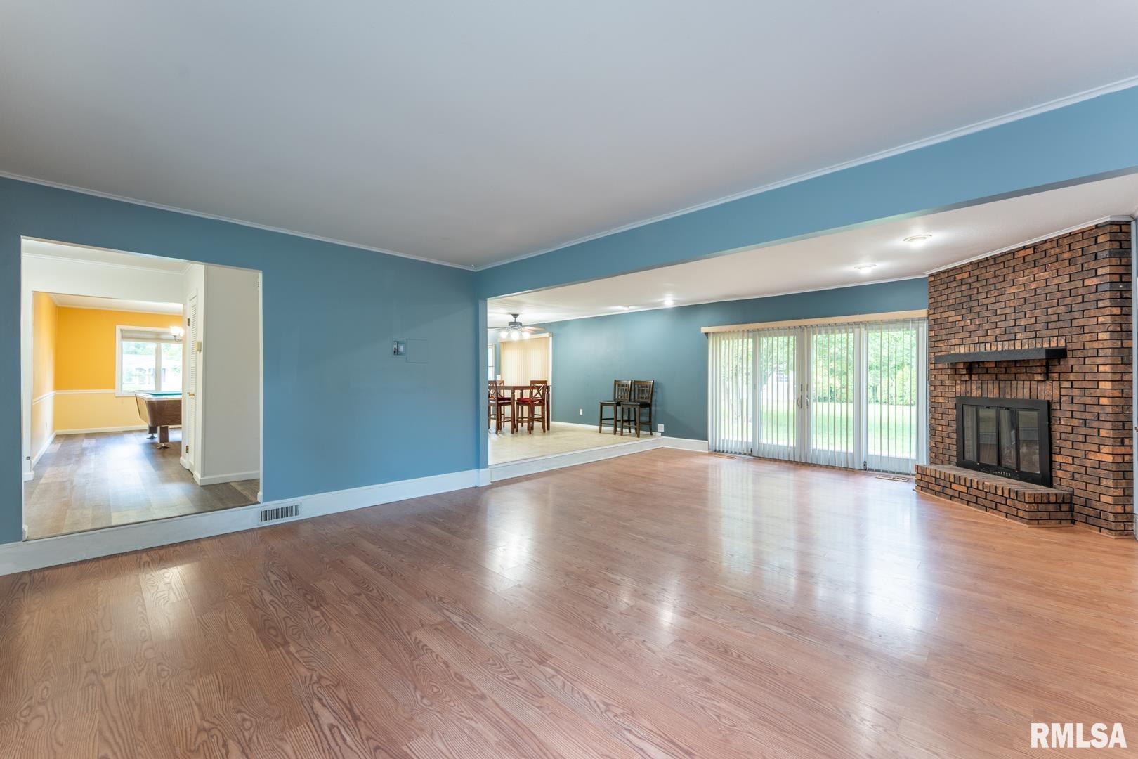 1004 Mockingbird Lane, Carterville, Illinois image 14