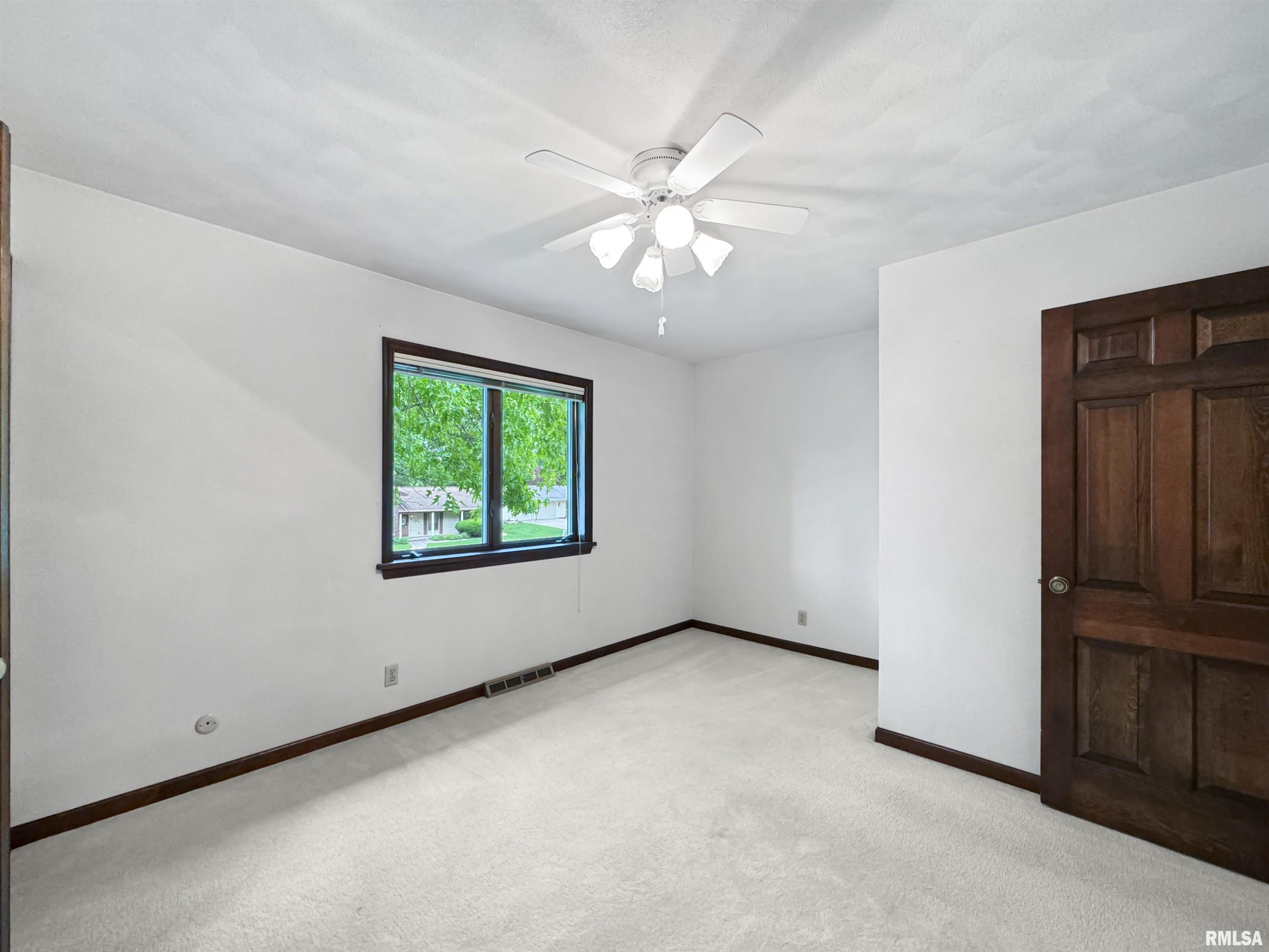 6246 N Post Oak Road, Peoria, Illinois image 27