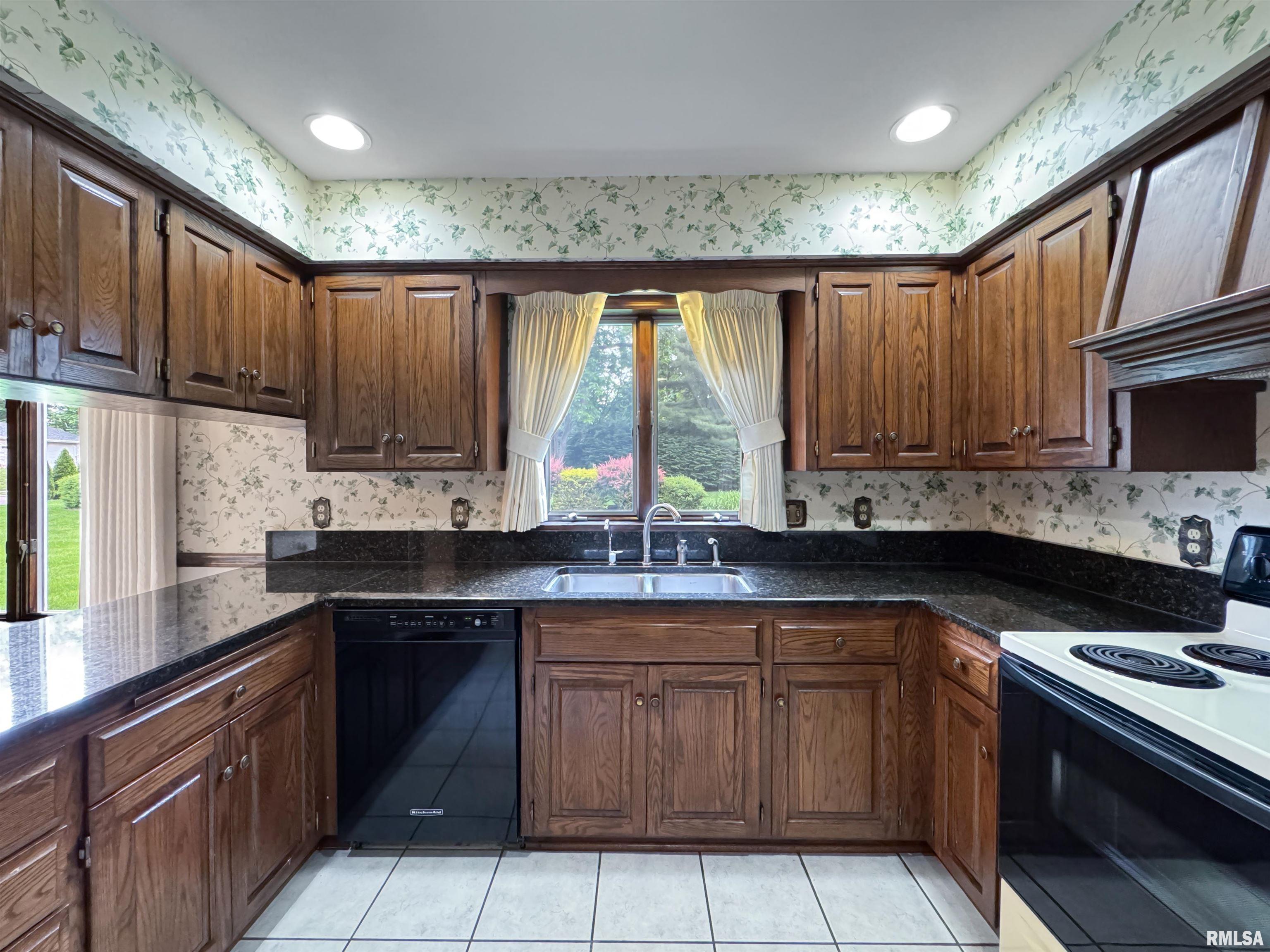 6246 N Post Oak Road, Peoria, Illinois image 7