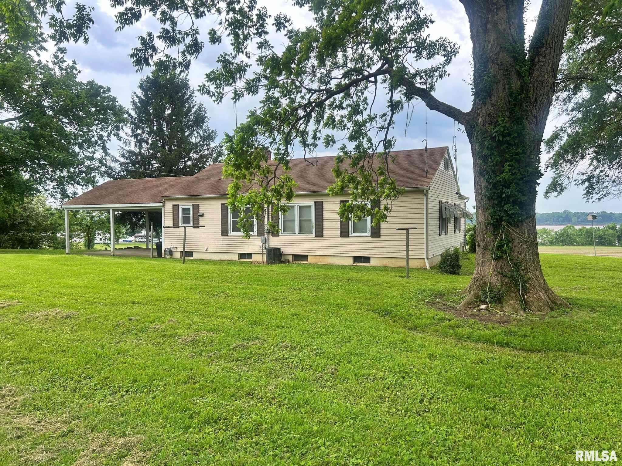 109 Patton Drive, Elizabethtown, Illinois image 4