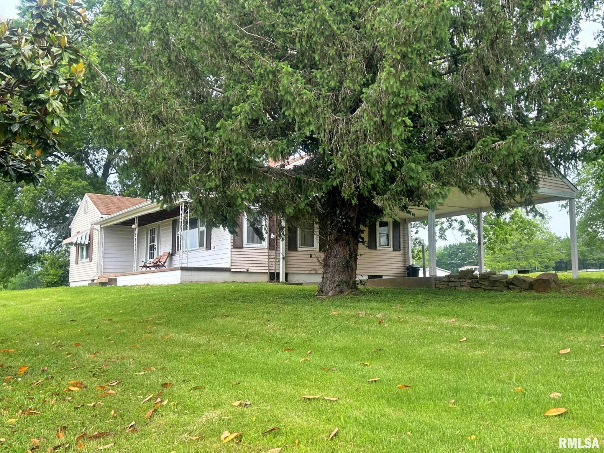109 Patton Drive, Elizabethtown, Illinois image 8