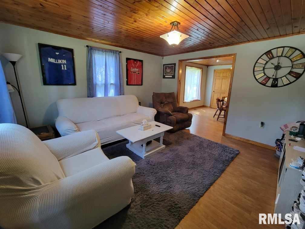 405 N Monroe Street, Nokomis, Illinois image 14