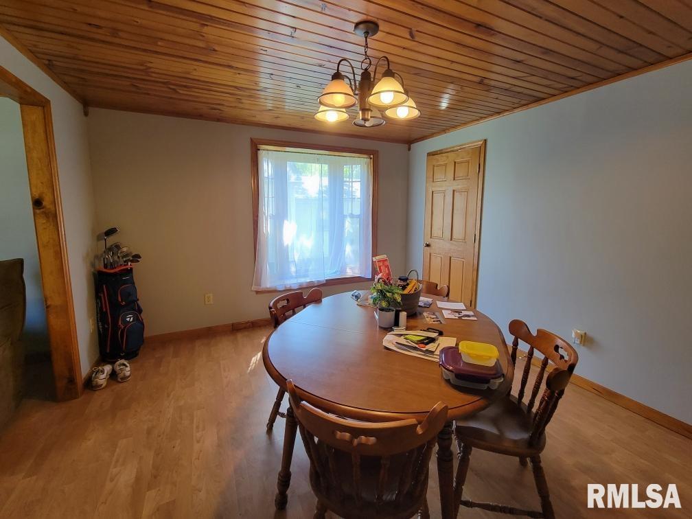 405 N Monroe Street, Nokomis, Illinois image 6