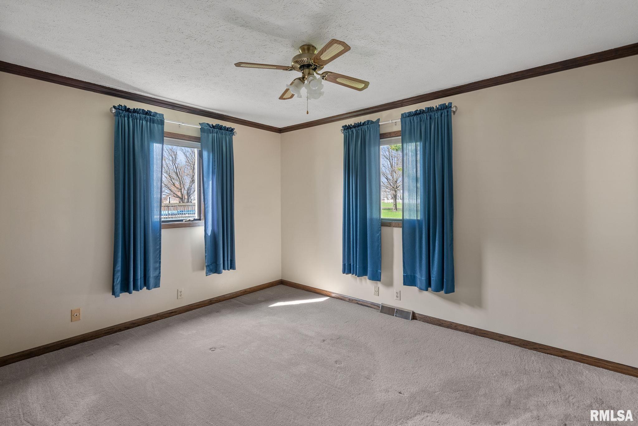 120 S 27th Avenue, Eldridge, Iowa image 17