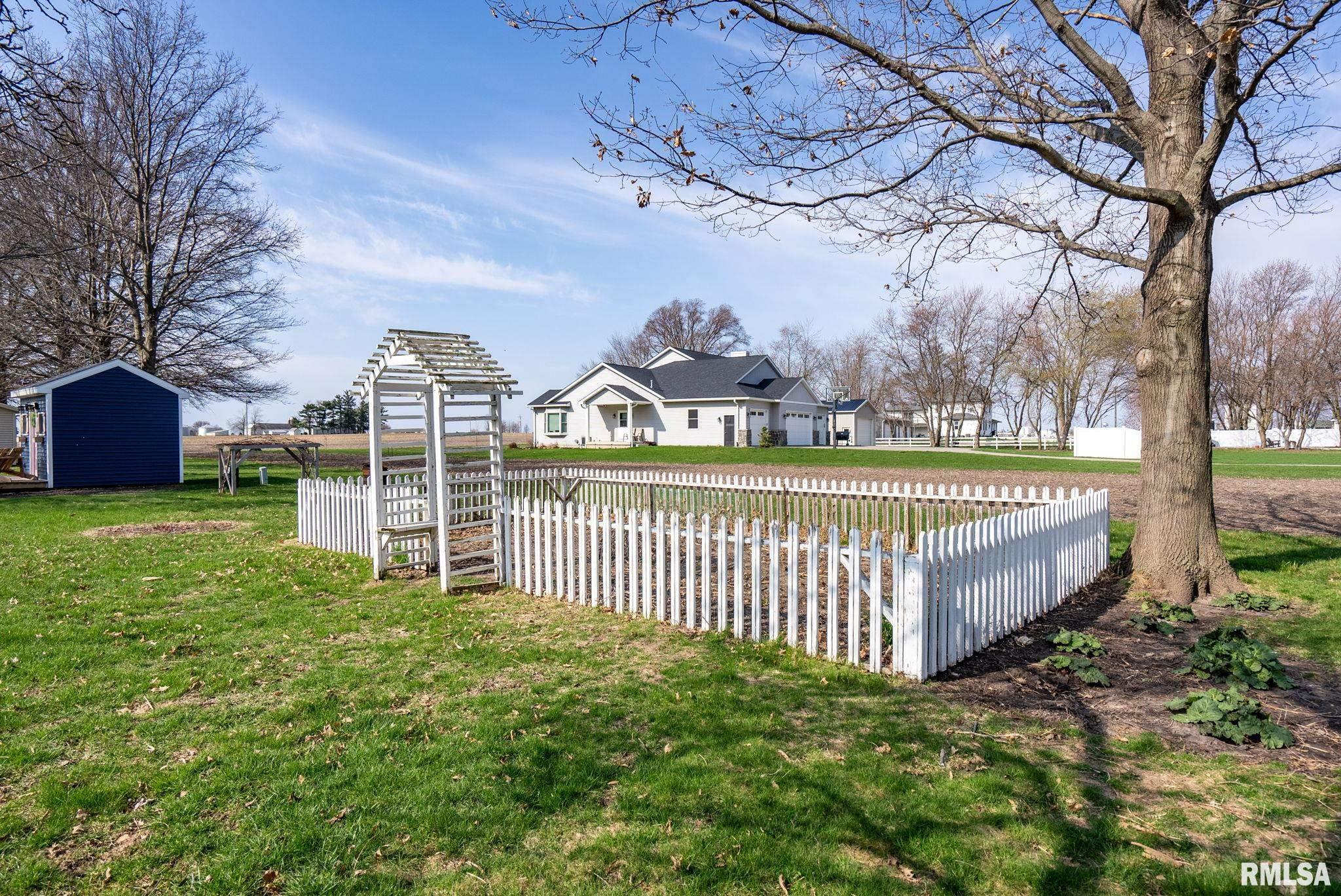 120 S 27th Avenue, Eldridge, Iowa image 37