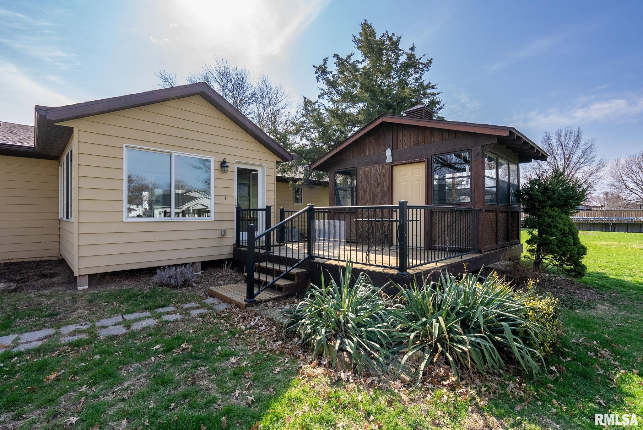 120 S 27th Avenue, Eldridge, Iowa image 33