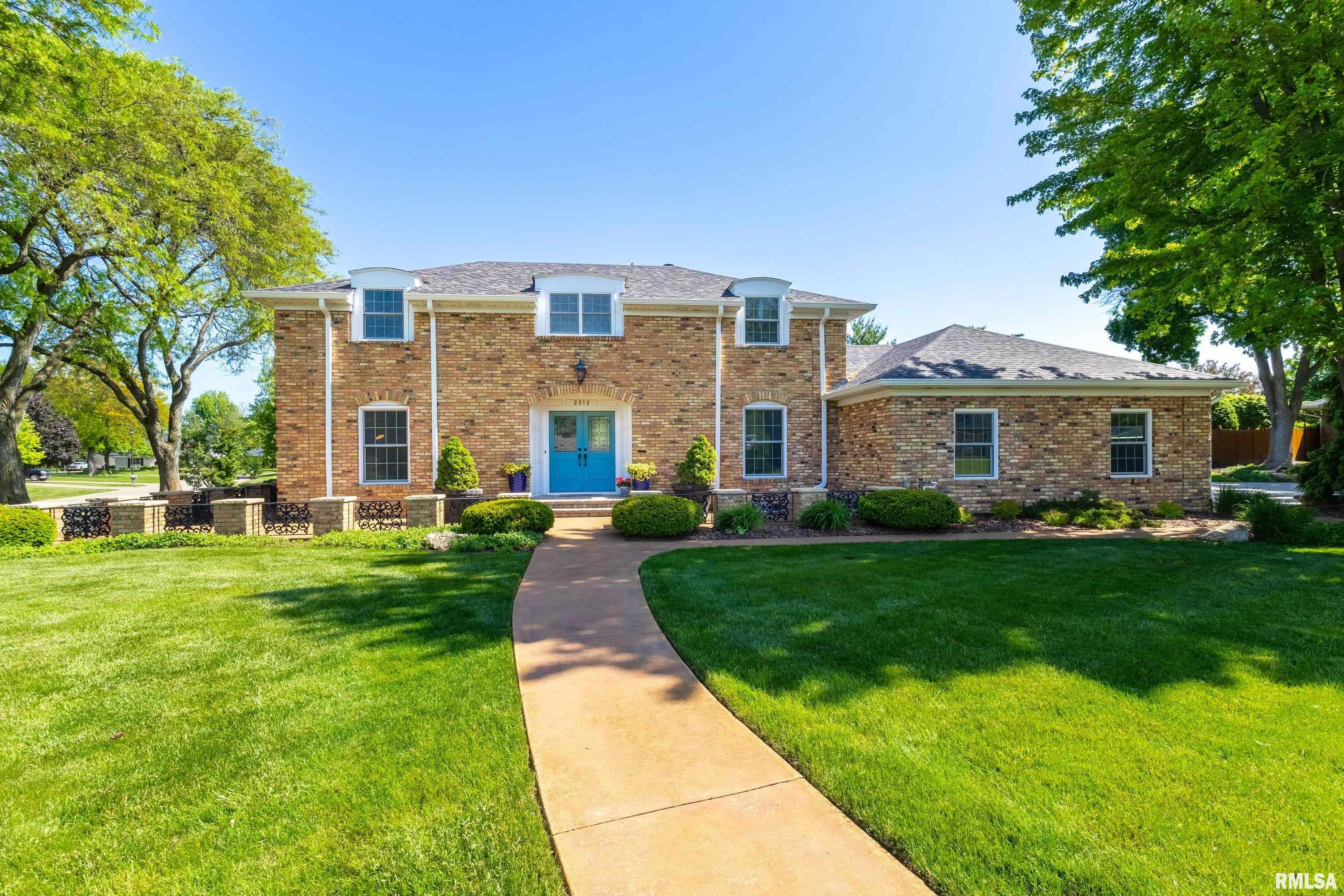 2312 Windsor Drive, Davenport, Iowa image 2