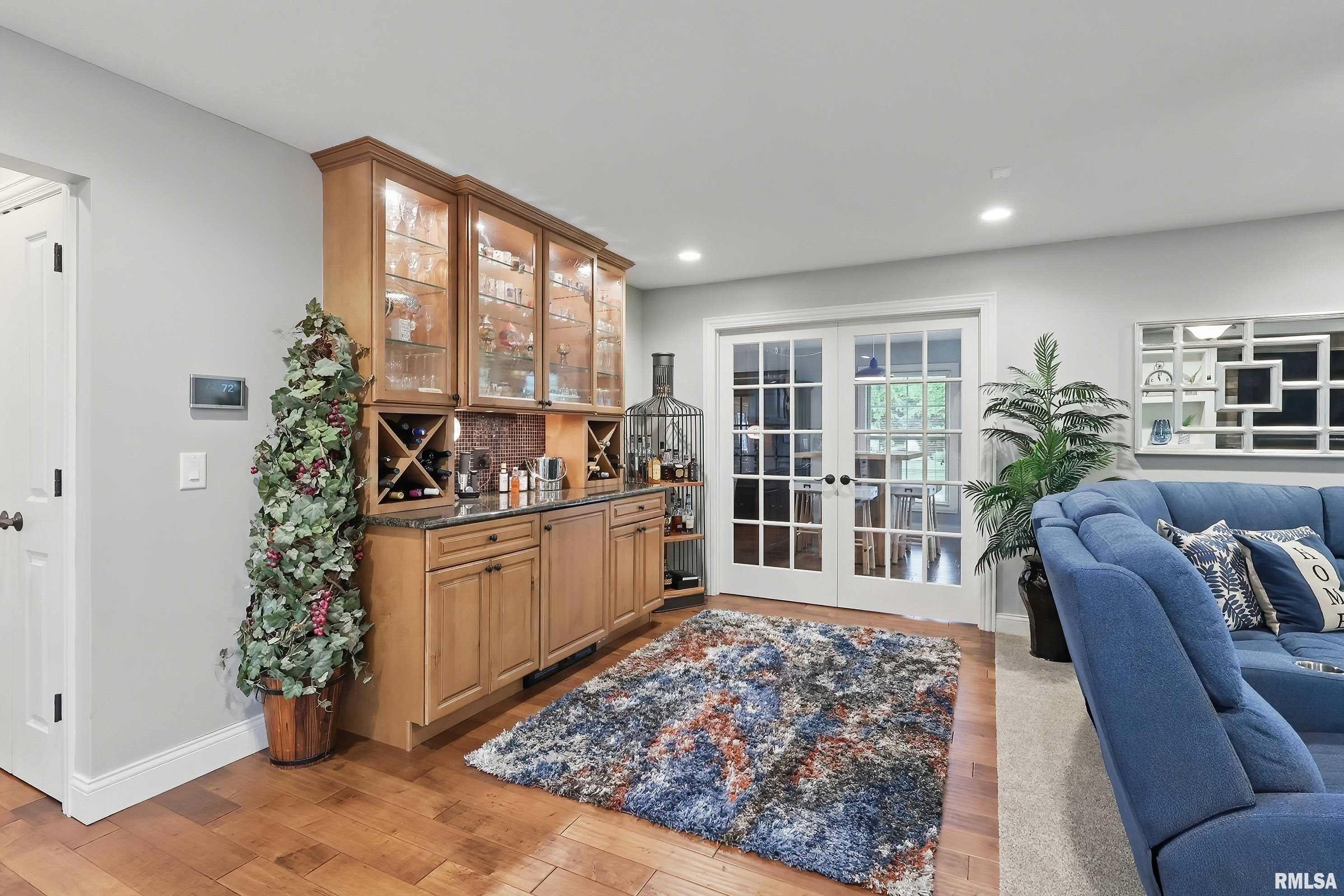 2312 Windsor Drive, Davenport, Iowa image 21