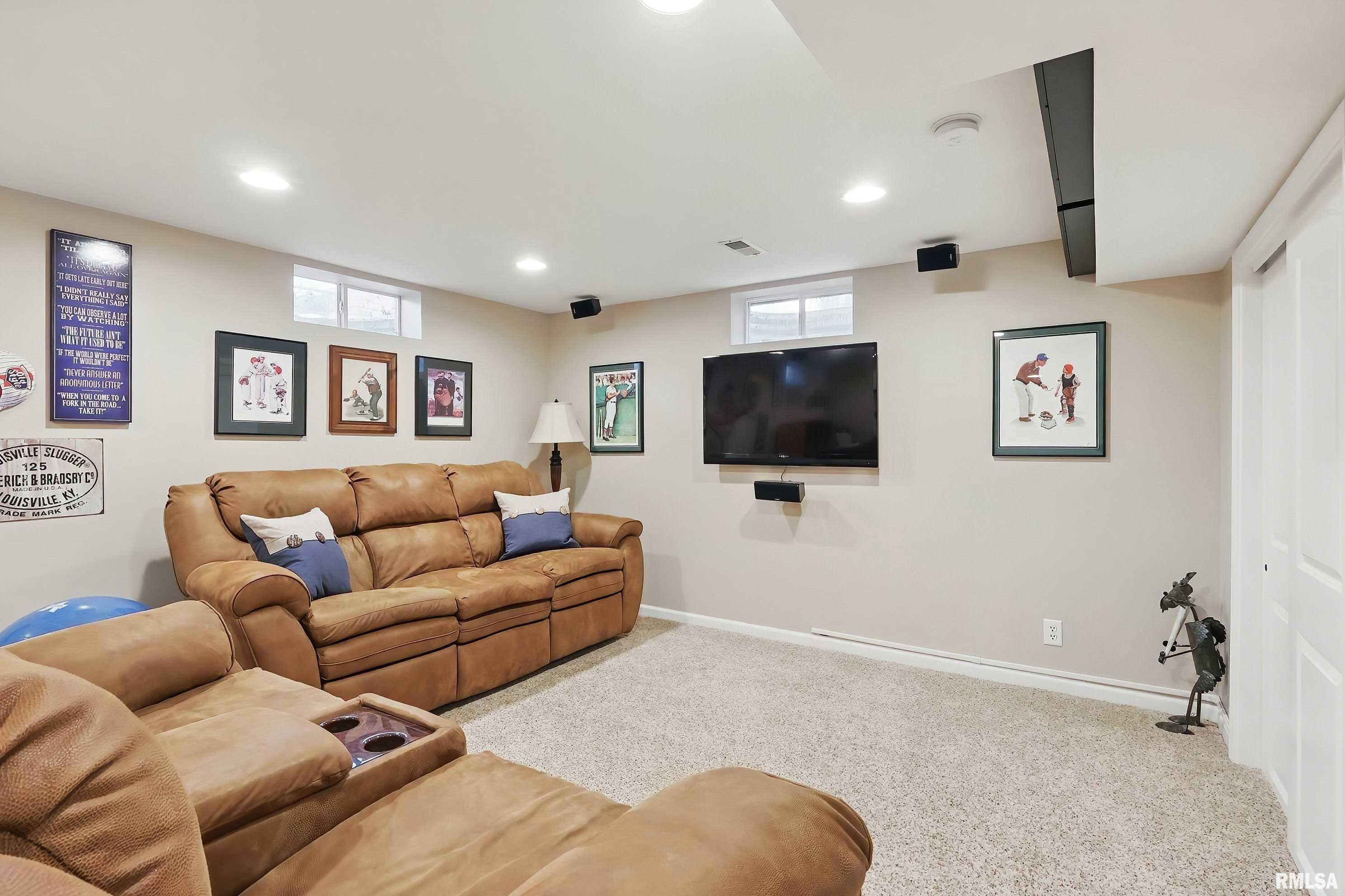 2312 Windsor Drive, Davenport, Iowa image 44