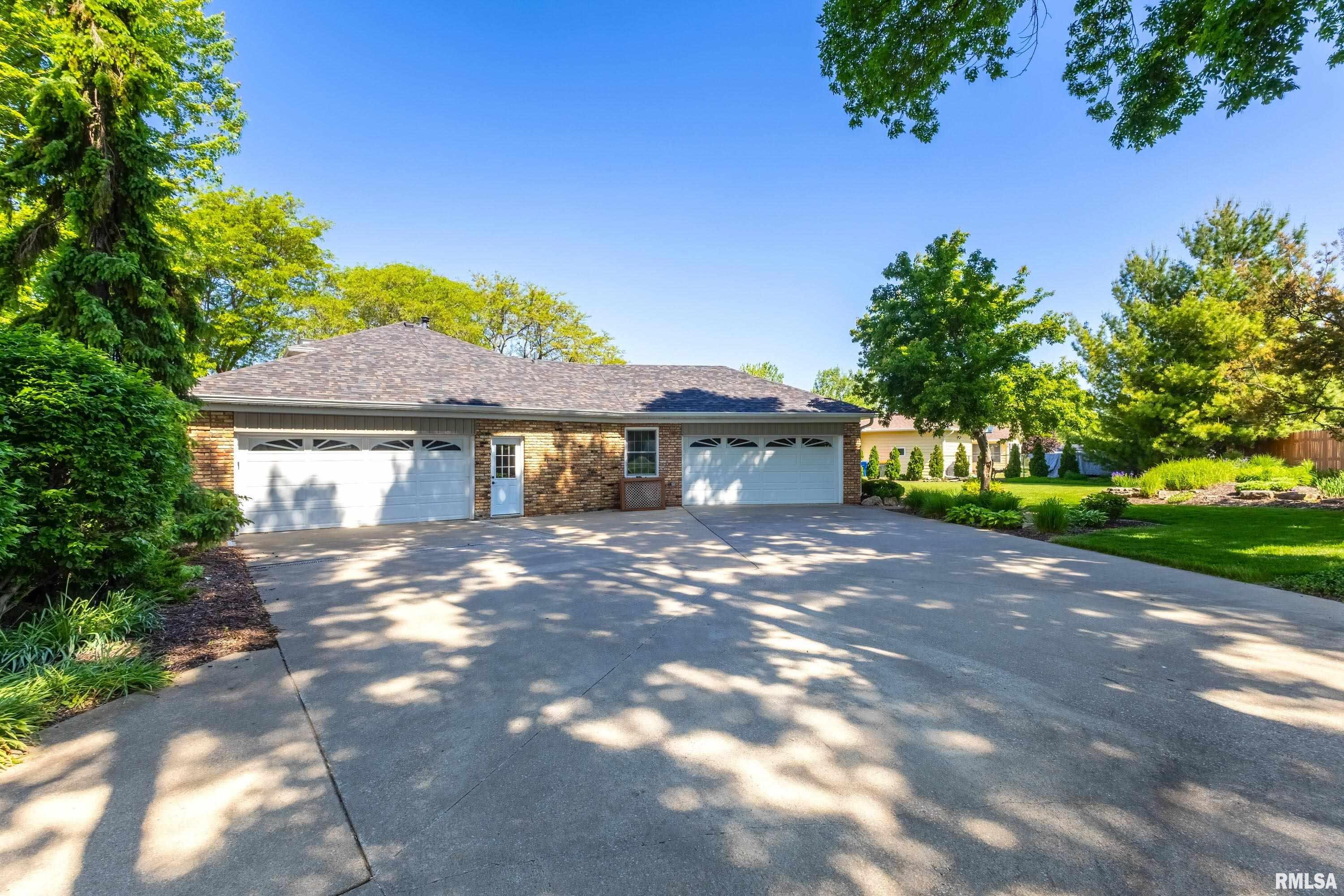 2312 Windsor Drive, Davenport, Iowa image 5