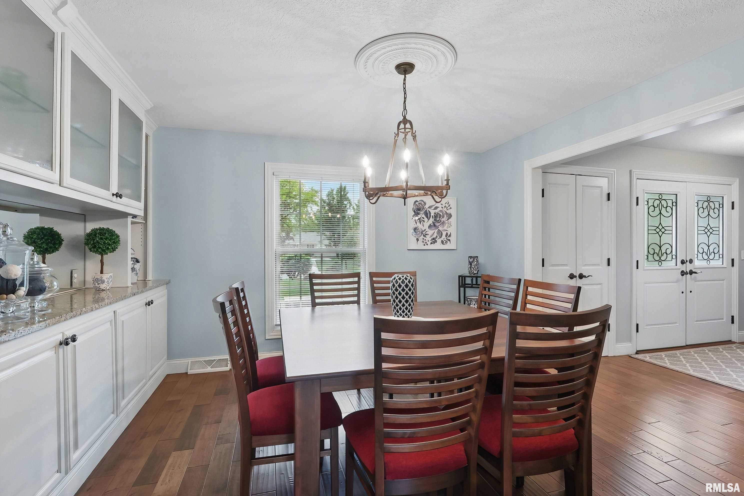2312 Windsor Drive, Davenport, Iowa image 17