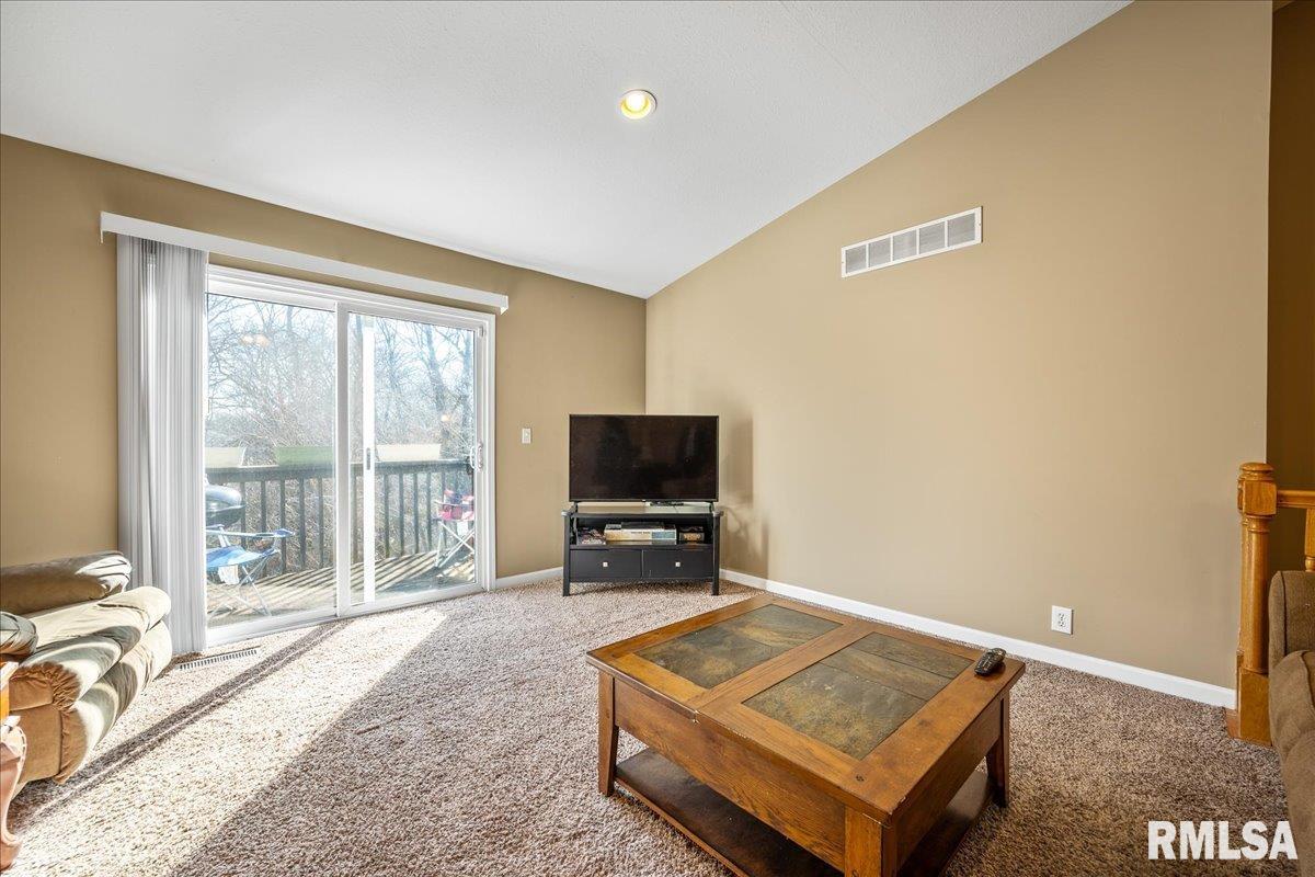 5211 W Vale Court, Peoria, Illinois image 4