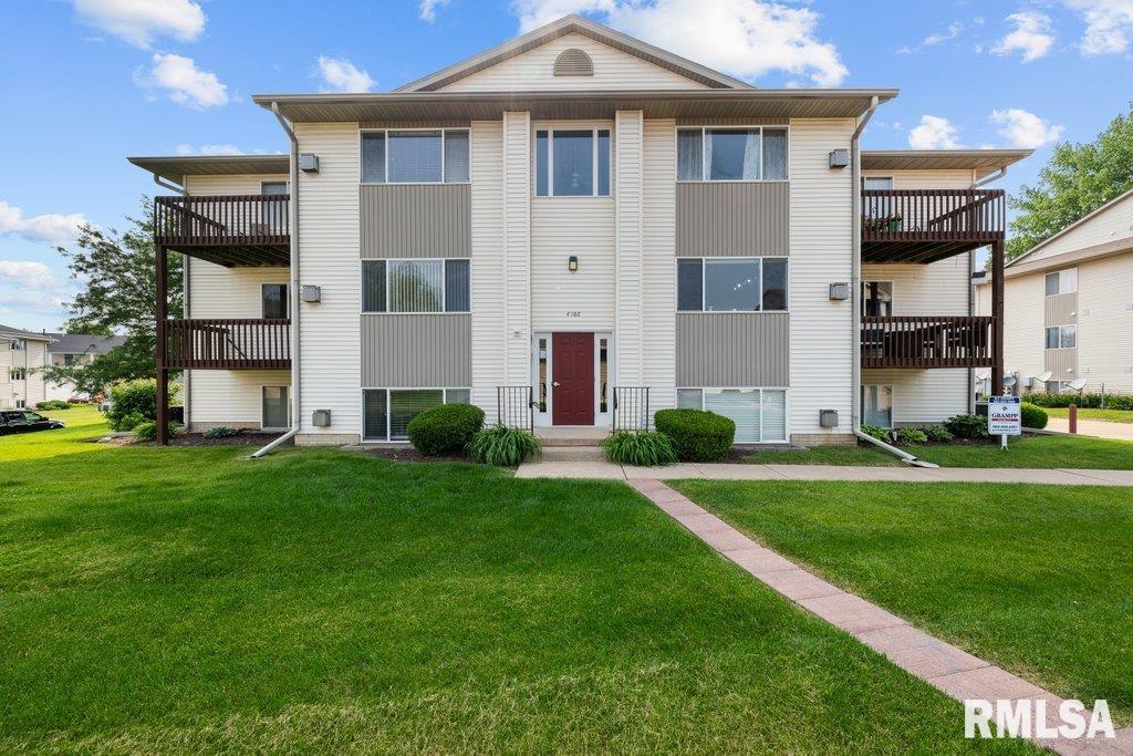 4186 Fairview Drive #6, Bettendorf, Iowa image 2