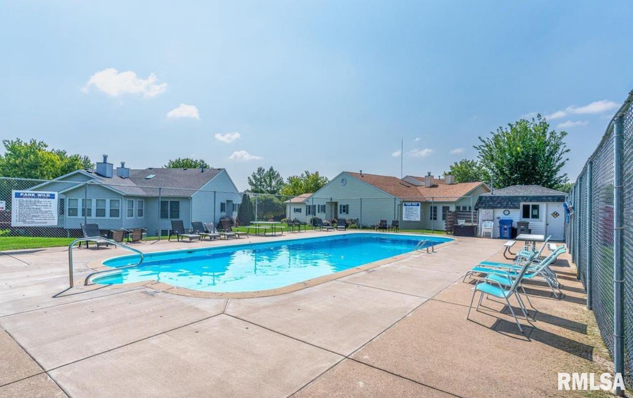 4186 Fairview Drive #6, Bettendorf, Iowa image 21