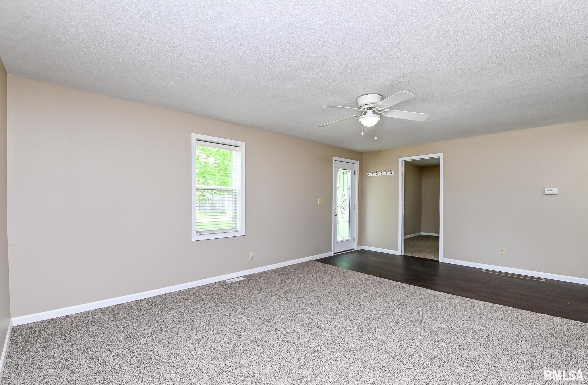 114 S Detweiler Street, Congerville, Illinois image 19