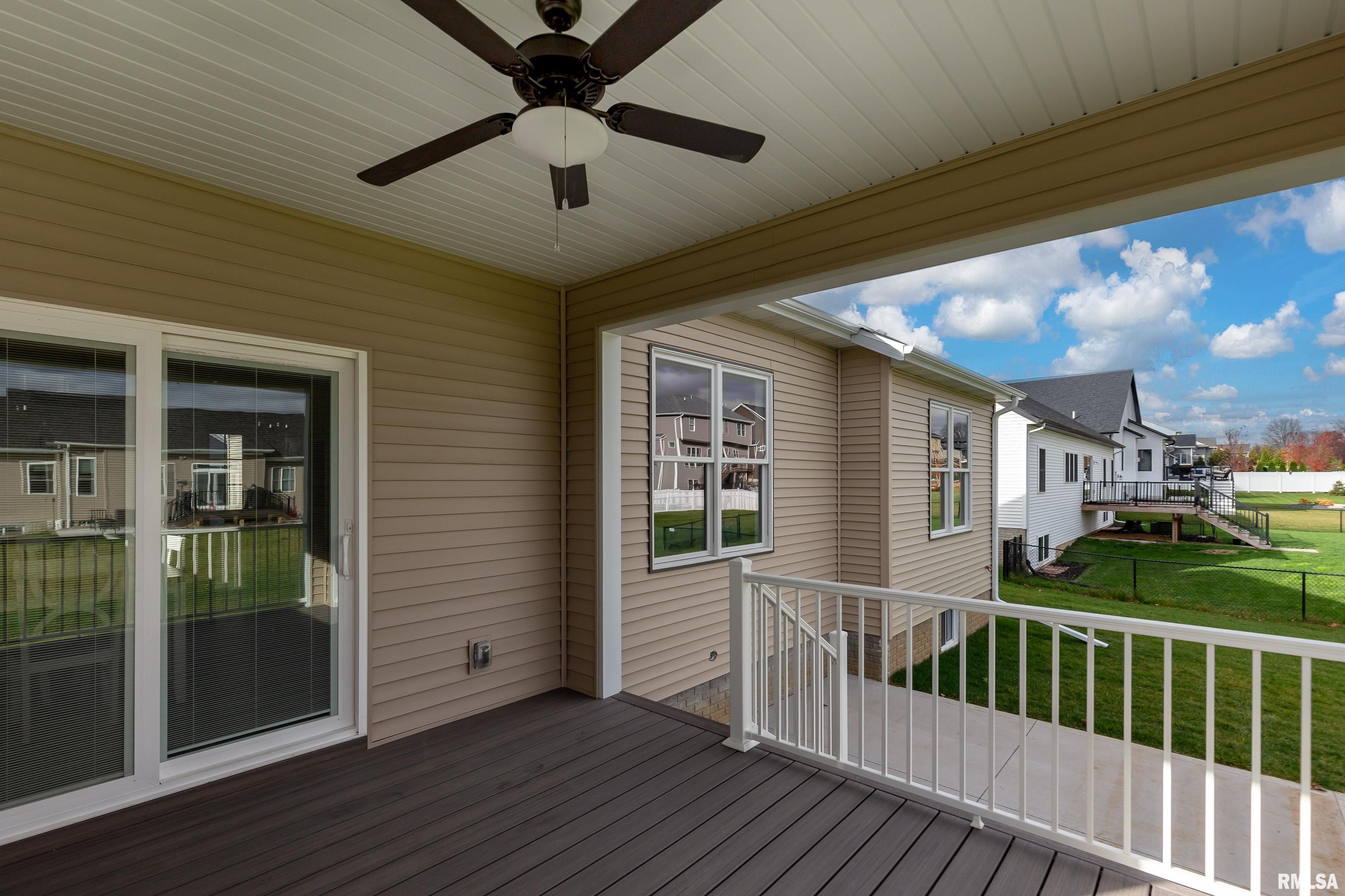 6105 Christie Court, Davenport, Iowa image 38