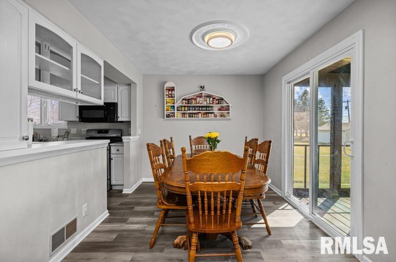 3900 172nd Street North, East Moline, Illinois image 9