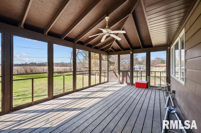 3900 172nd Street North, East Moline, Illinois image 33