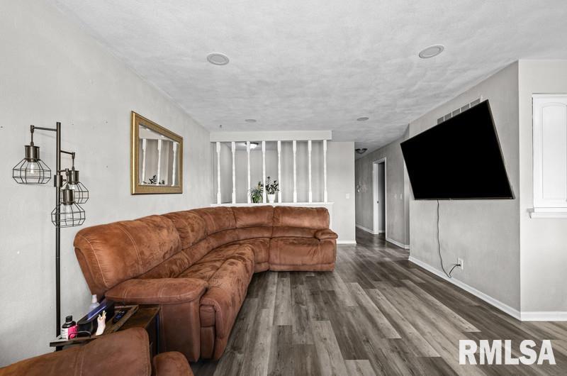 3900 172nd Street North, East Moline, Illinois image 7