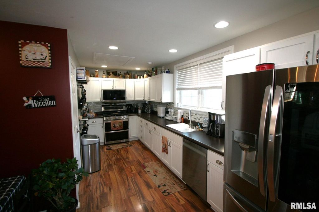 Photo of 111 W FAST Avenue, Mackinaw, IL 61755 (MLS # PA1262093)