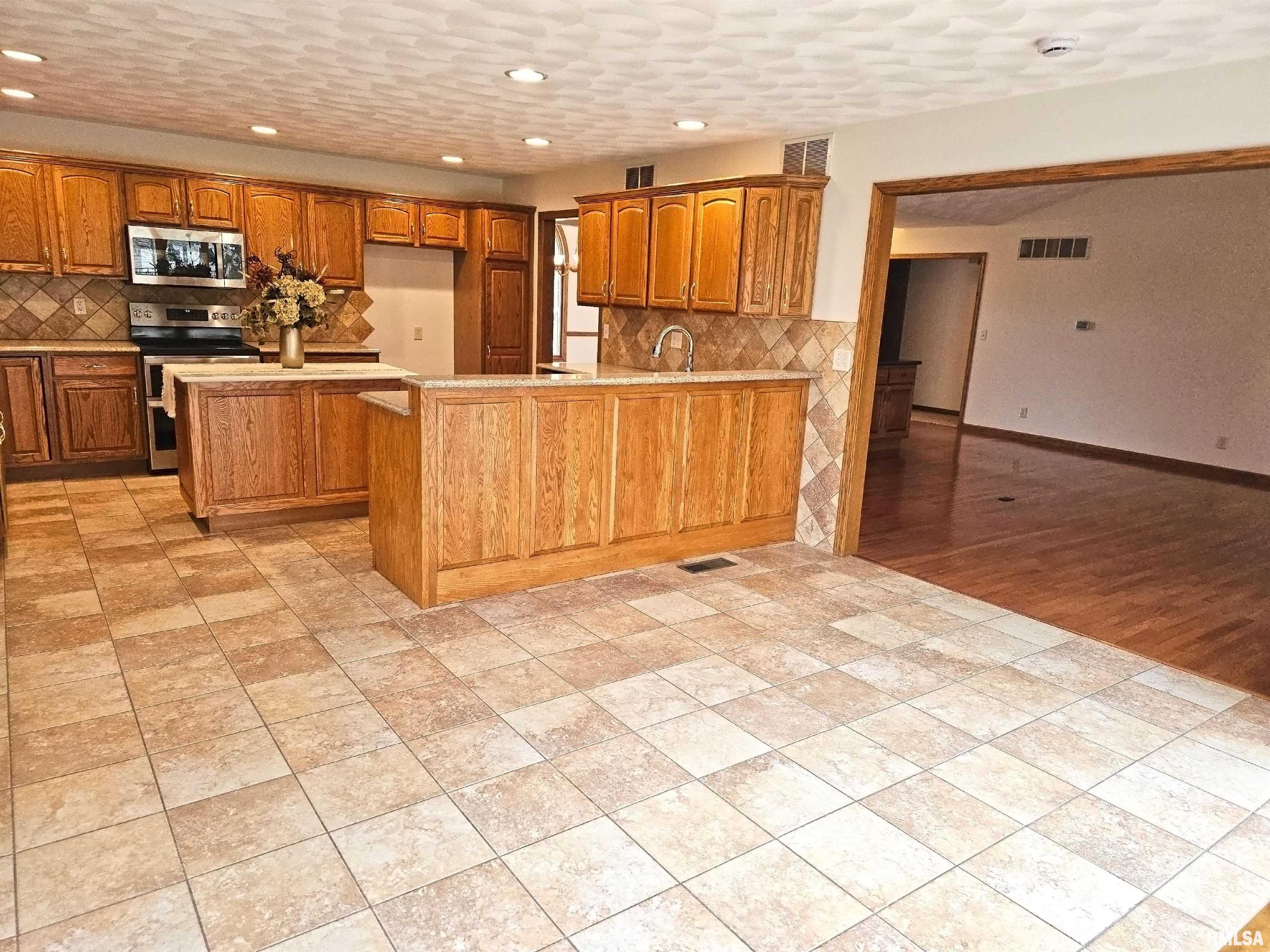 1115 Linden Street, Morton, Illinois image 10