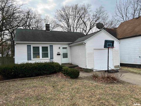 Homes For Sale - 820 W Virginia Avenue<br/> Peoria, IL 61604